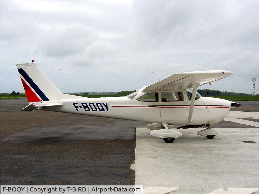F-BOQY, 1968 Reims F172H Skyhawk C/N F17200483, Belle photo de T-BIRD provenant du site Tagazous On Line