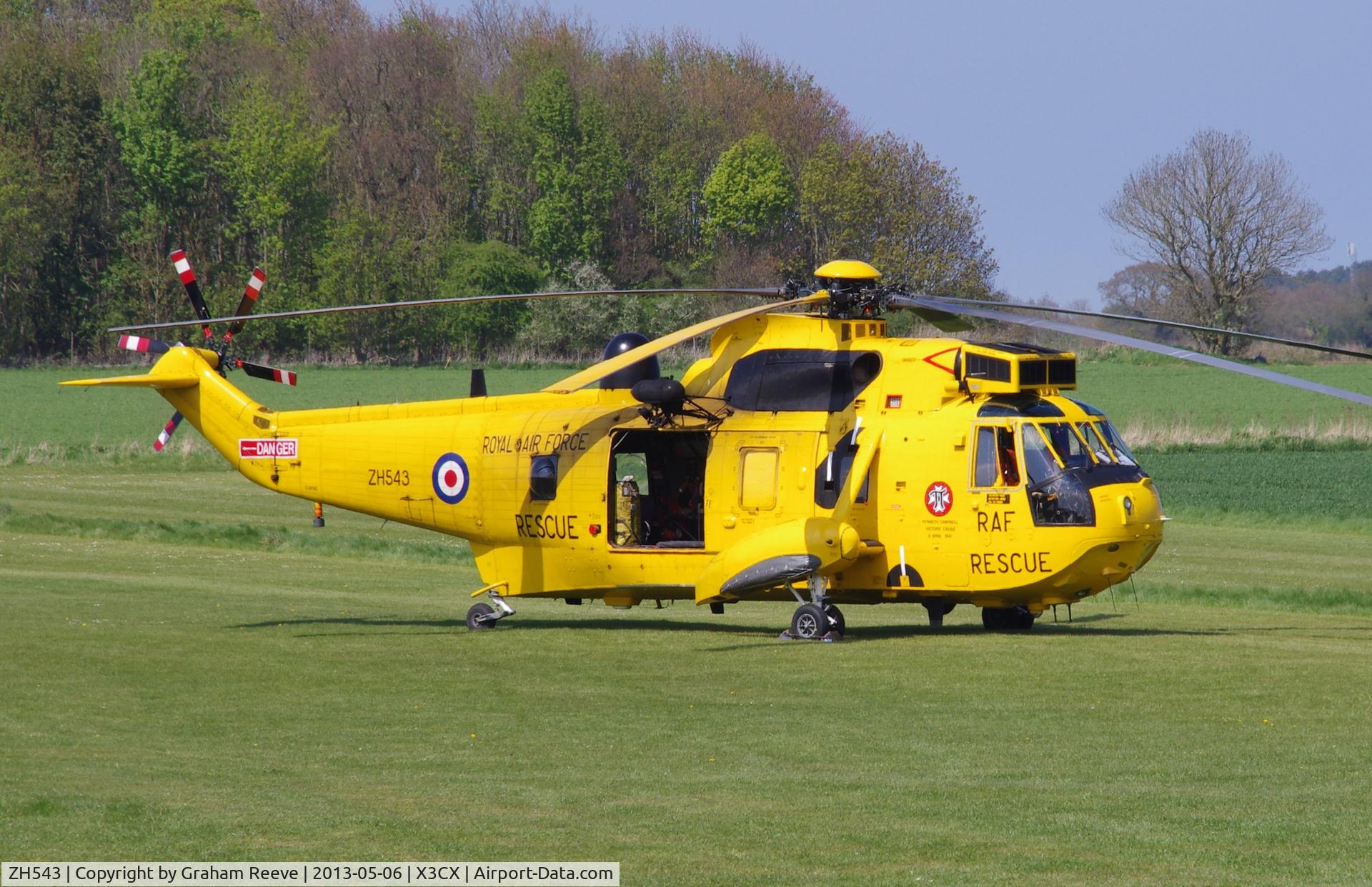 ZH543, Westland Sea King HAR.3A C/N WA1009, Parked at Northrepps.