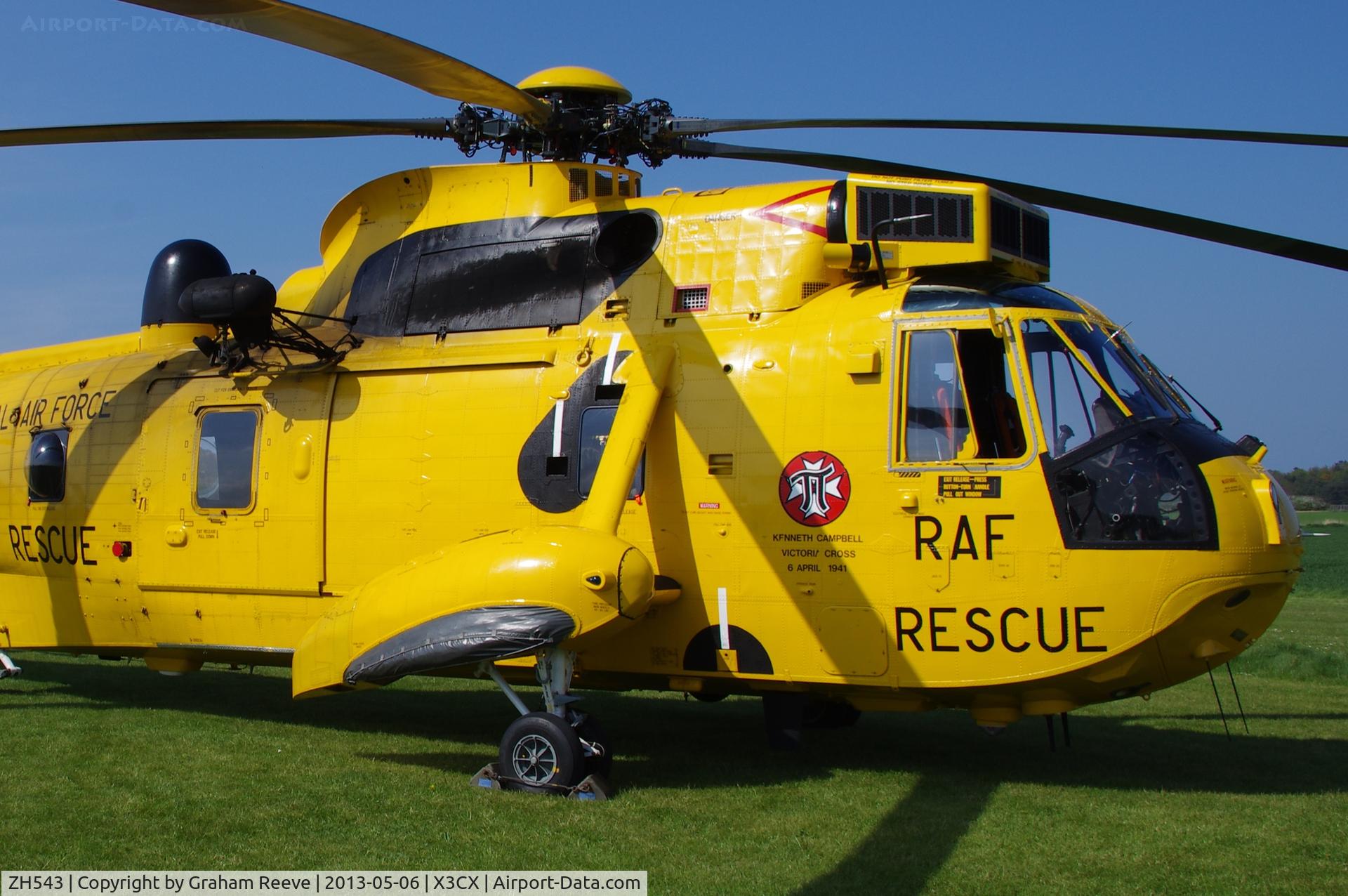 ZH543, Westland Sea King HAR.3A C/N WA1009, Close up of the nose showing 
