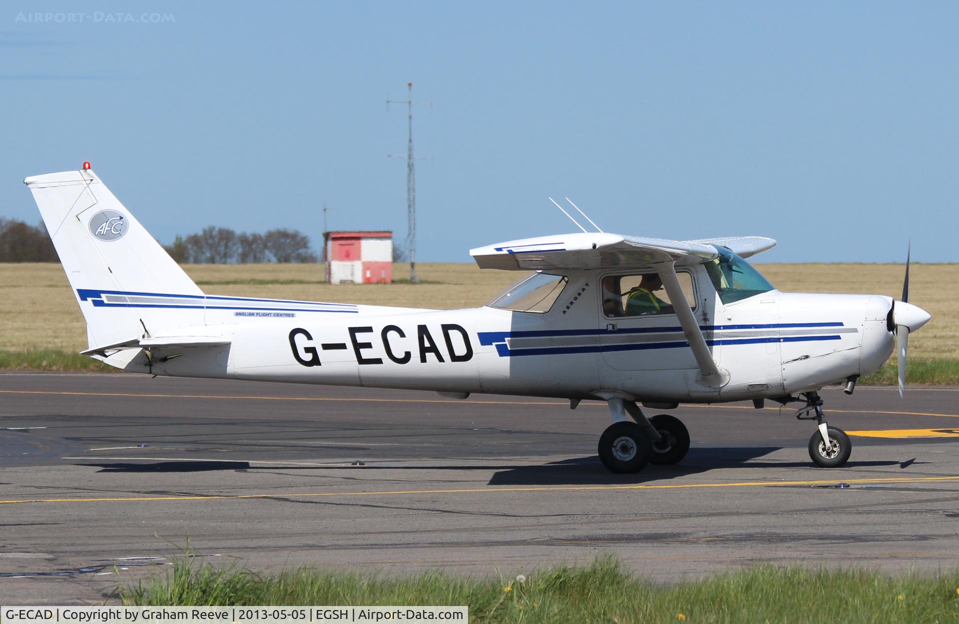 G-ECAD, 1980 Reims FA152 Aerobat C/N 0369, Departing from Norwich.