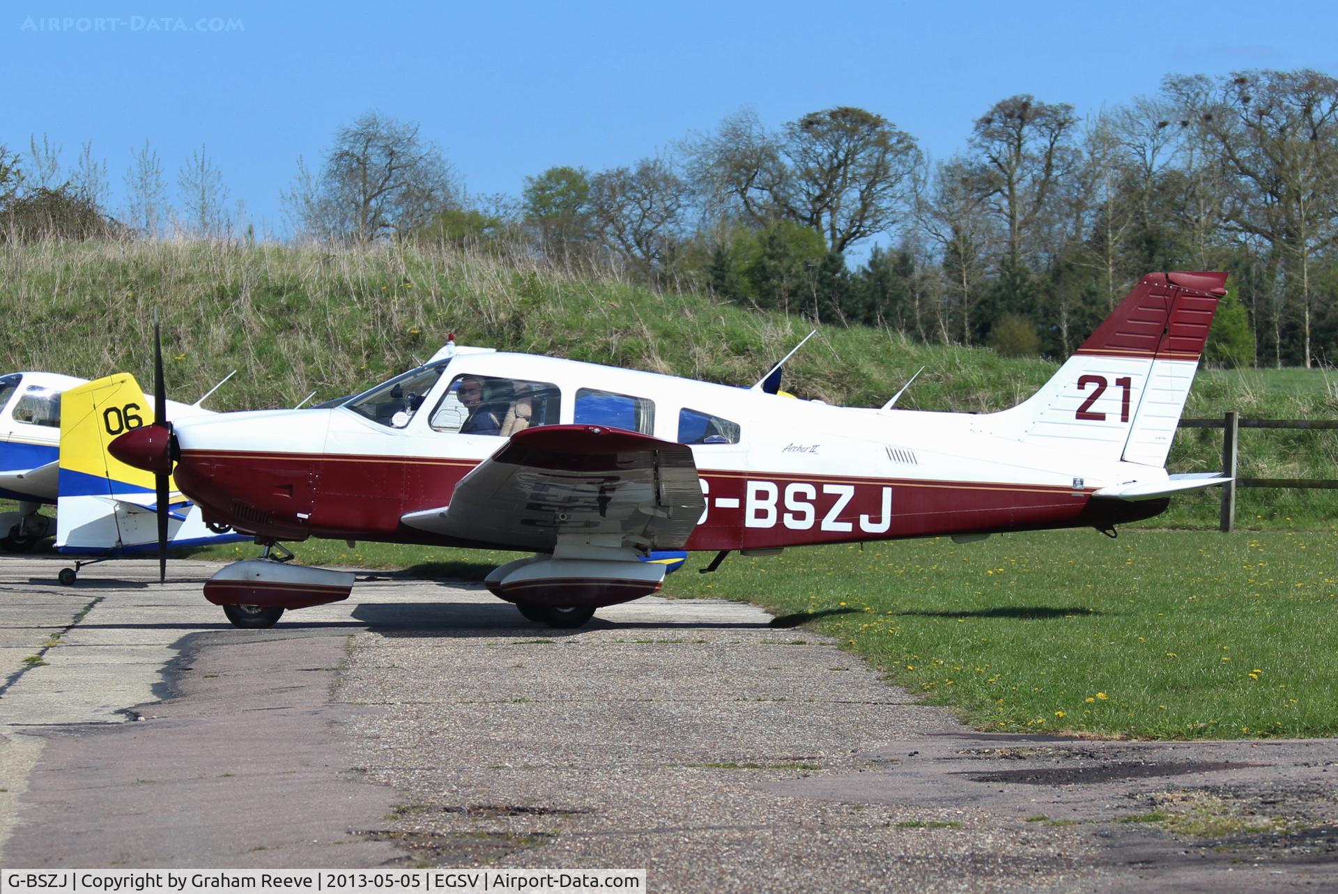 G-BSZJ, 1981 Piper PA-28-181 Cherokee Archer II C/N 28-8190216, About to depart.