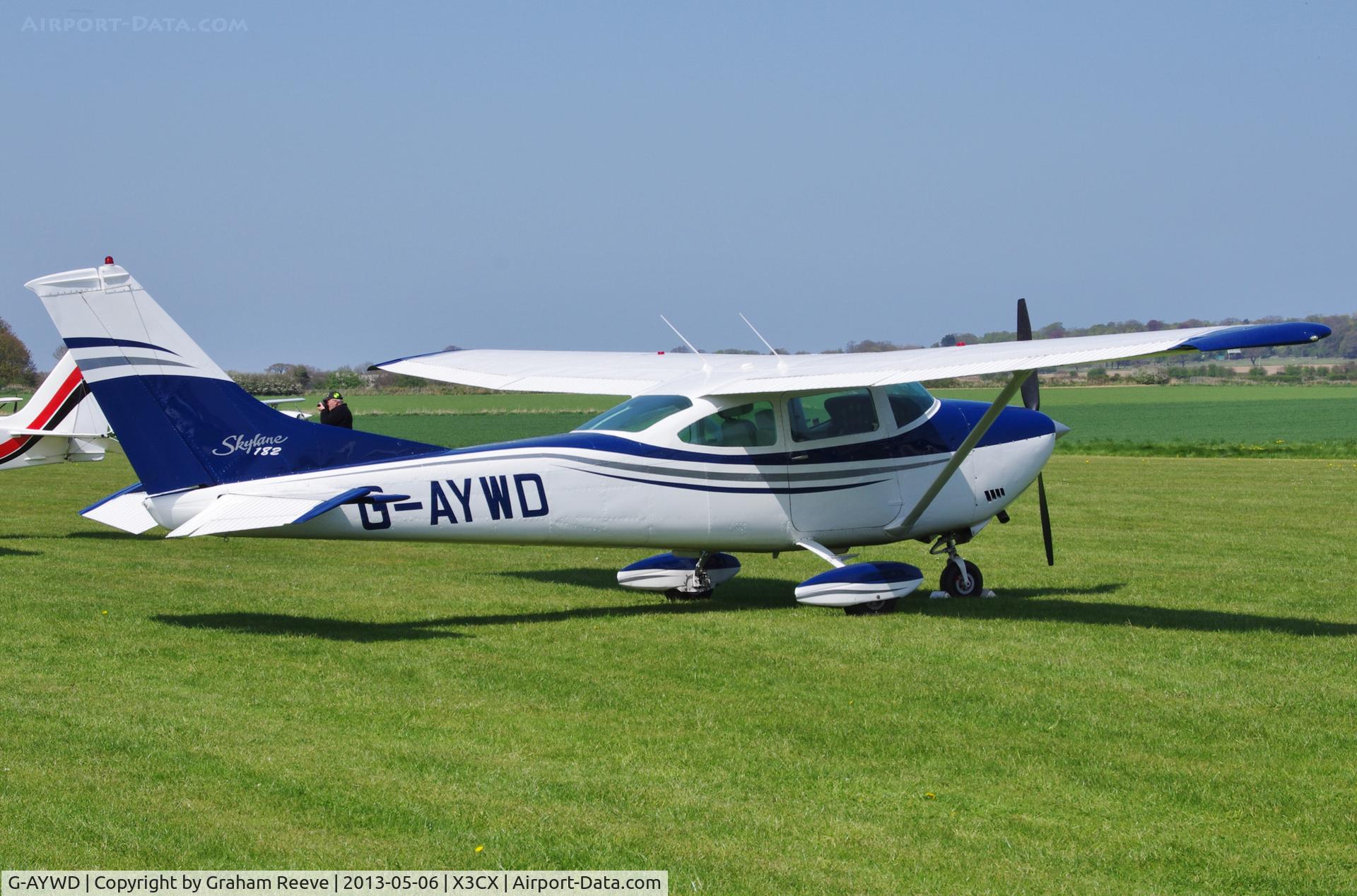G-AYWD, 1971 Cessna 182N Skylane C/N 182-60468, Parked at Northrepps.