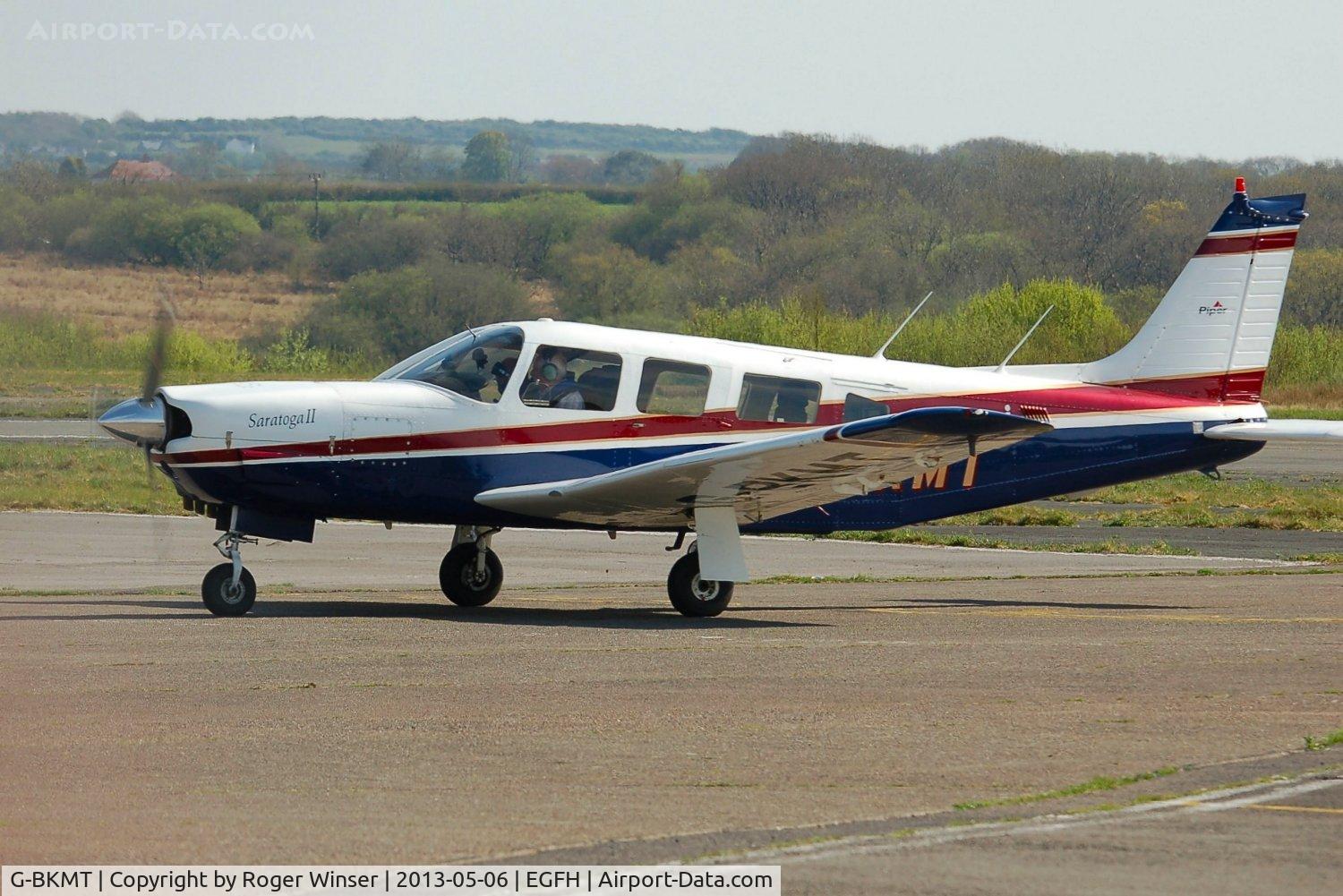 G-BKMT, 1981 Piper PA-32R-301 Saratoga SP C/N 32R-8213013, Resident Saratoga SP II. Previously registered N8005Z.