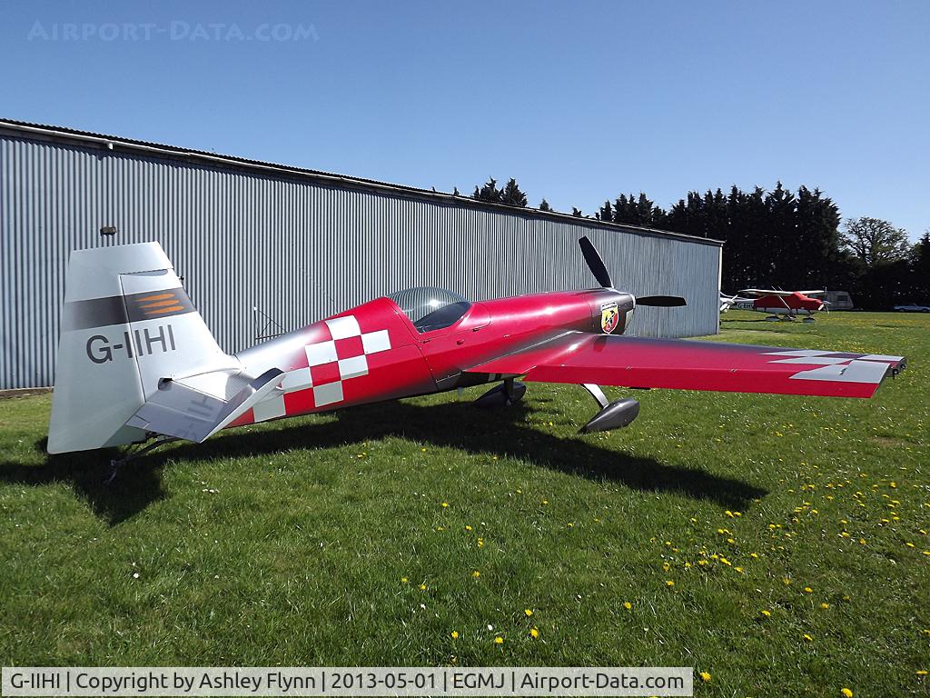 G-IIHI, 2008 Extra EA-300SC C/N SC008, Lovely livery!