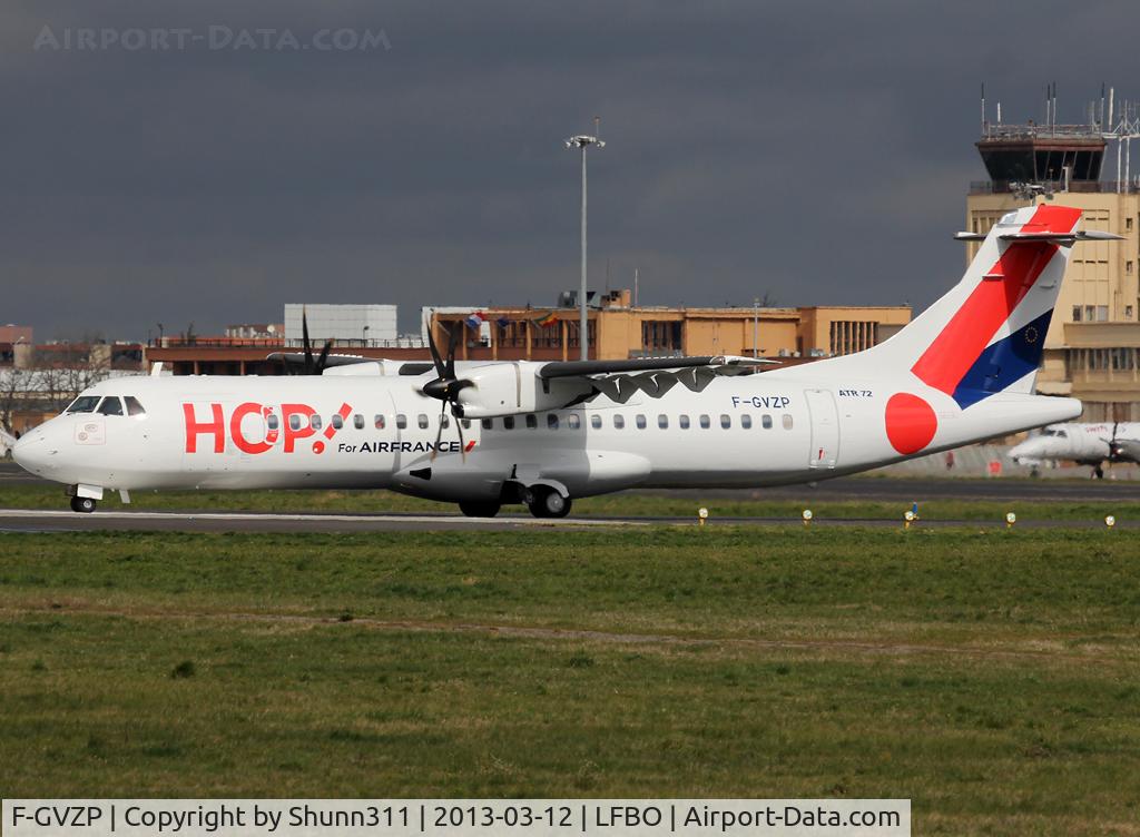 F-GVZP, 1997 ATR 72-212A C/N 494, Lining up rwy 32R in his new c/s
