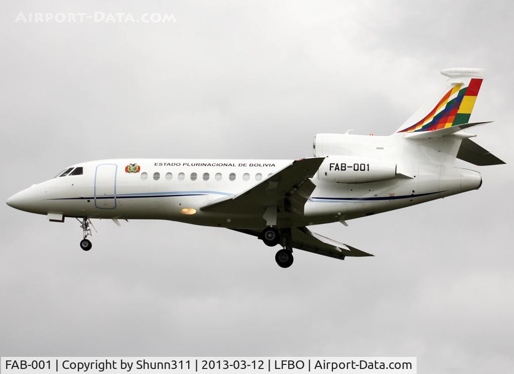FAB-001, 2008 Dassault Falcon 900EX C/N 209, Landing rwy 32R