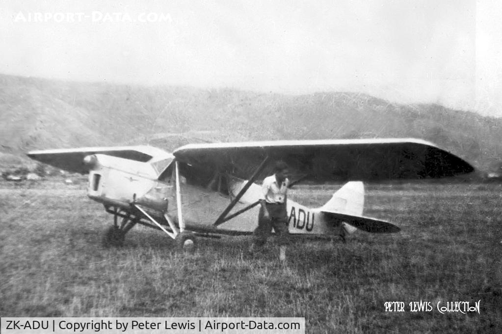 ZK-ADU, De Havilland DH.80A Puss Moth C/N 2001, Motueka, 1938