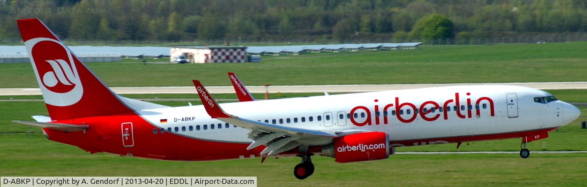 D-ABKP, 2010 Boeing 737-86J C/N 37758, Air Berlin, is landing at Düsseldorf Int´l (EDDL)
