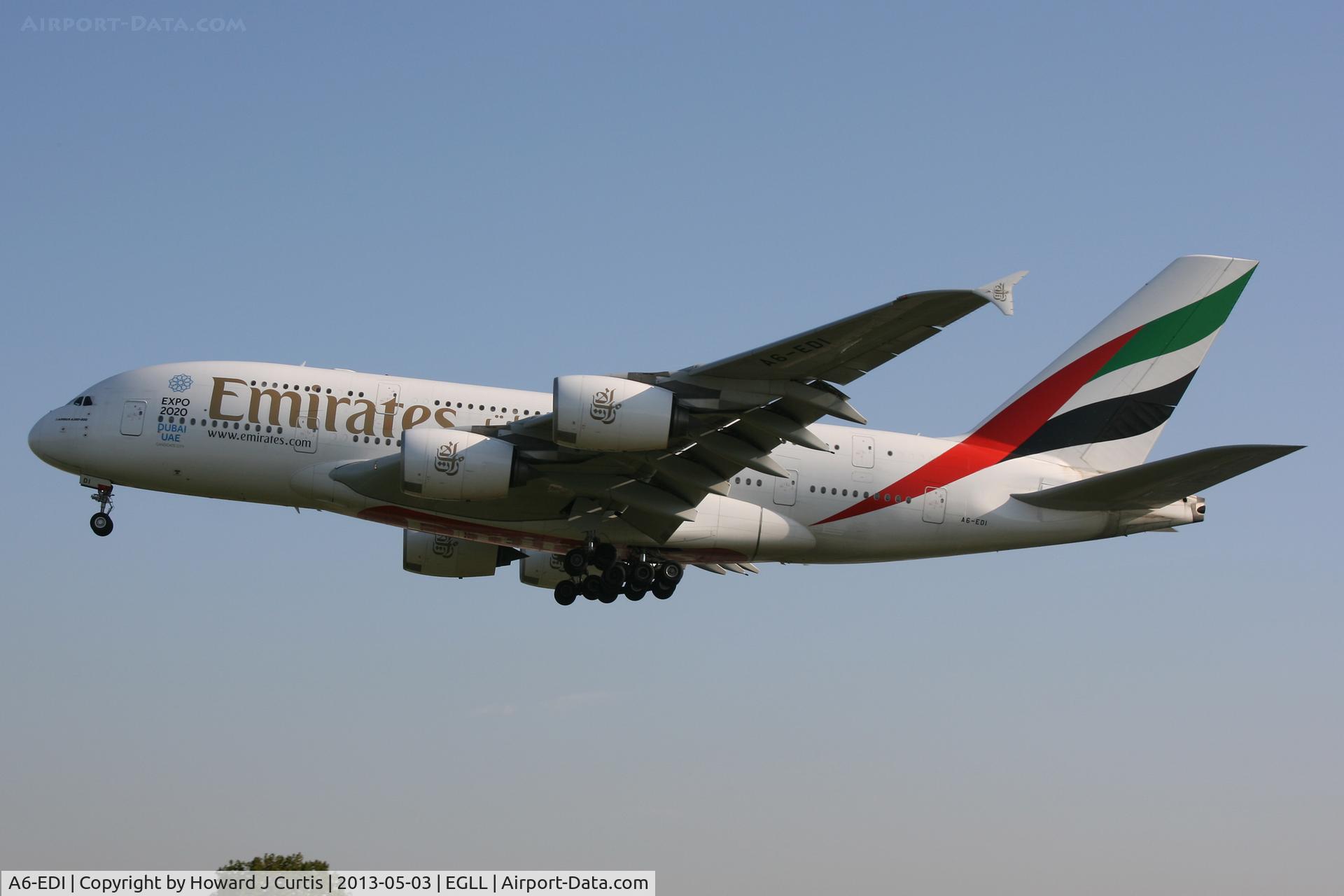 A6-EDI, 2009 Airbus A380-861 C/N 028, Emirates. On approach to runway 27L.