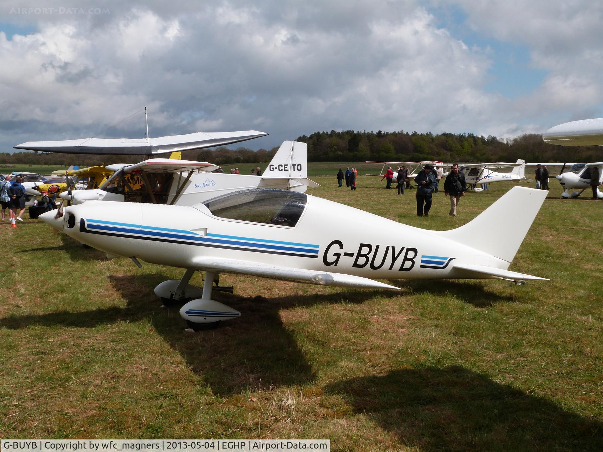 G-BUYB, 1994 Aero Designs Pulsar C/N PFA 202-12193, P. Robichaud.
Microlight Trade Fair, Popham Airfield