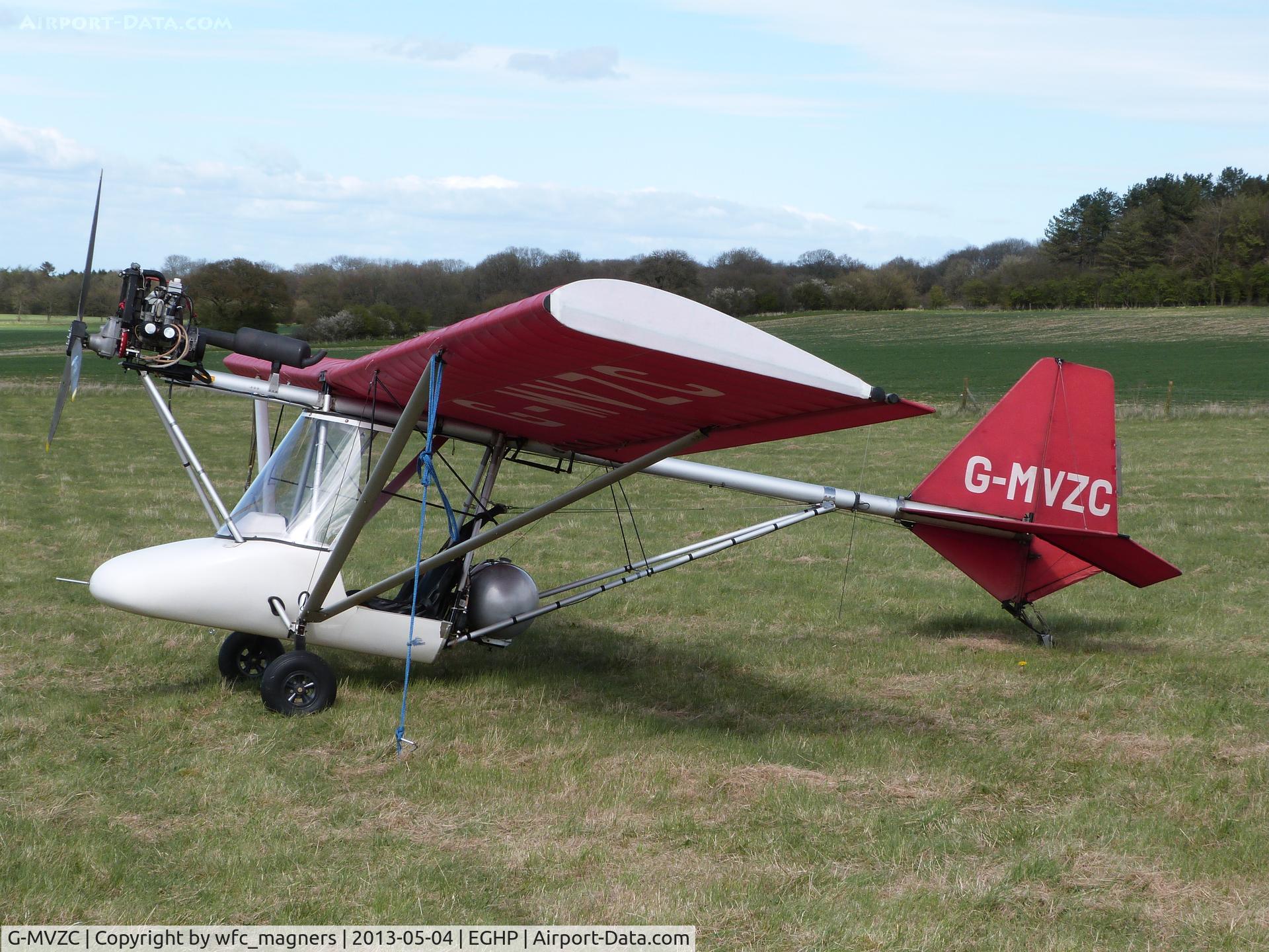 G-MVZC, 1989 Thruster T300 C/N 089-T300-381, S.M. Dougan.
Microlight Trade Fair, Popham Airfield