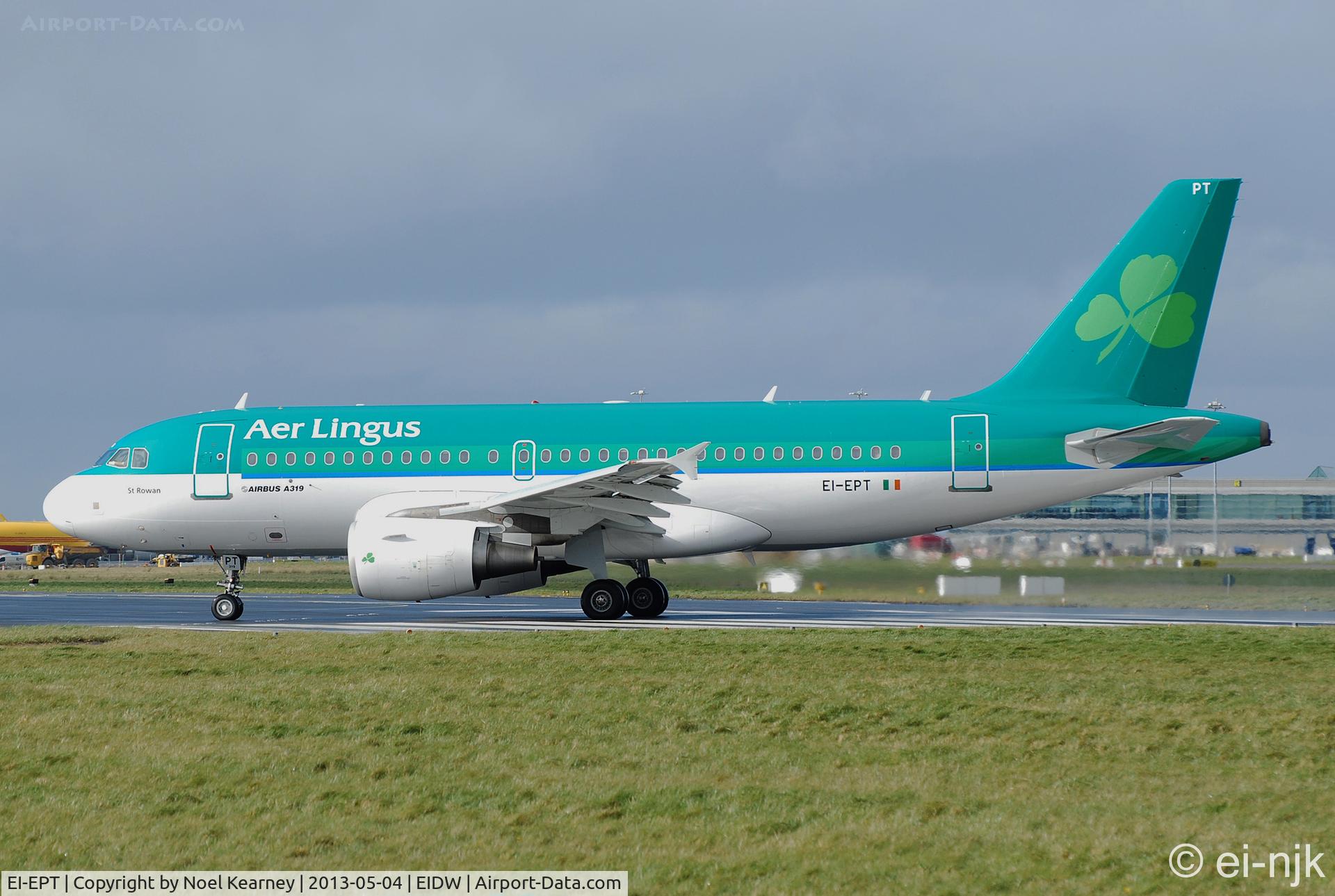 EI-EPT, 2007 Airbus A319-111 C/N 3054, Lined up for departure off Rwy 28 at Dublin.