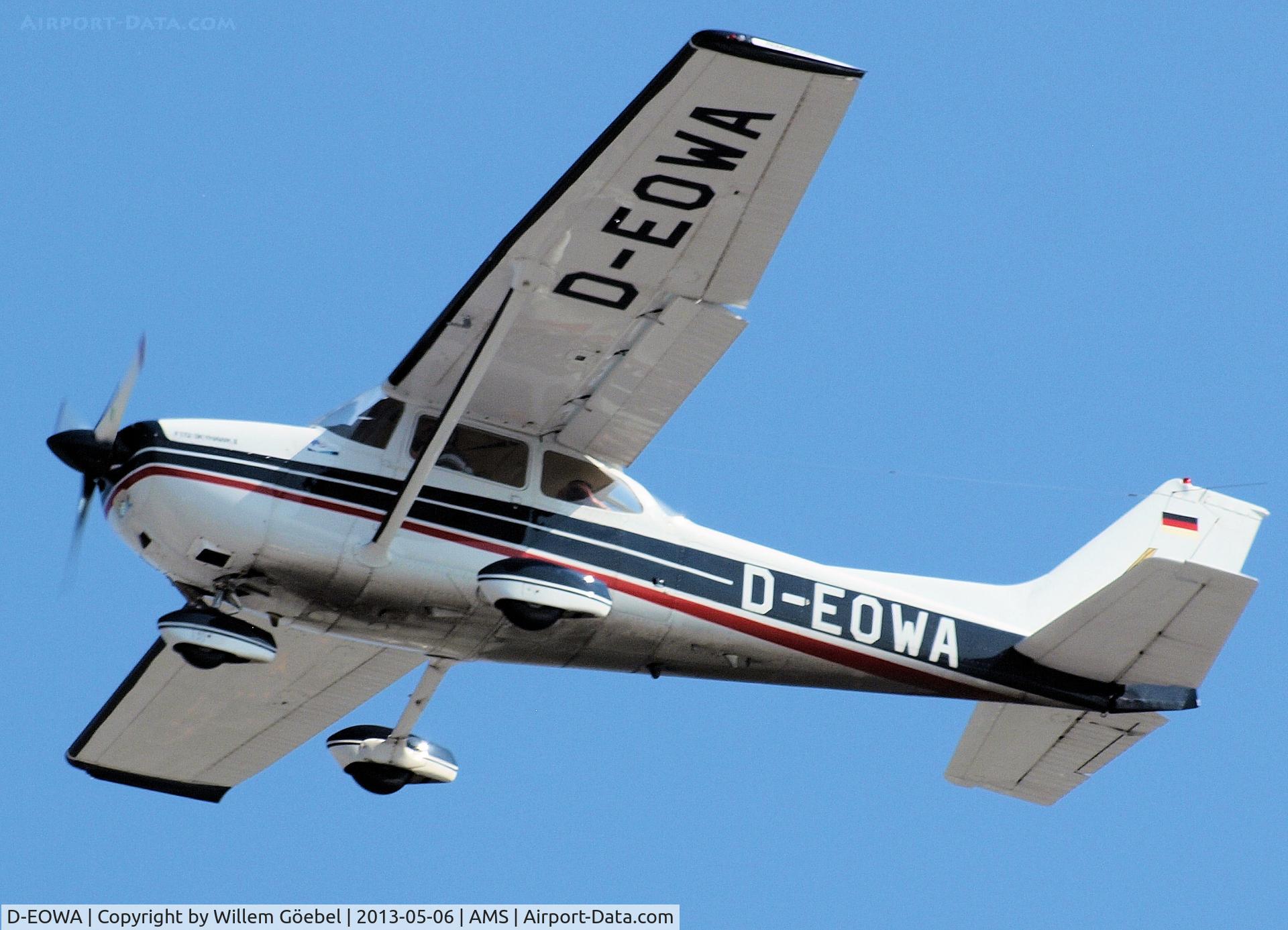 D-EOWA, Reims F172N II Skyhawk C/N 1724, Fly over Schiphol Airport