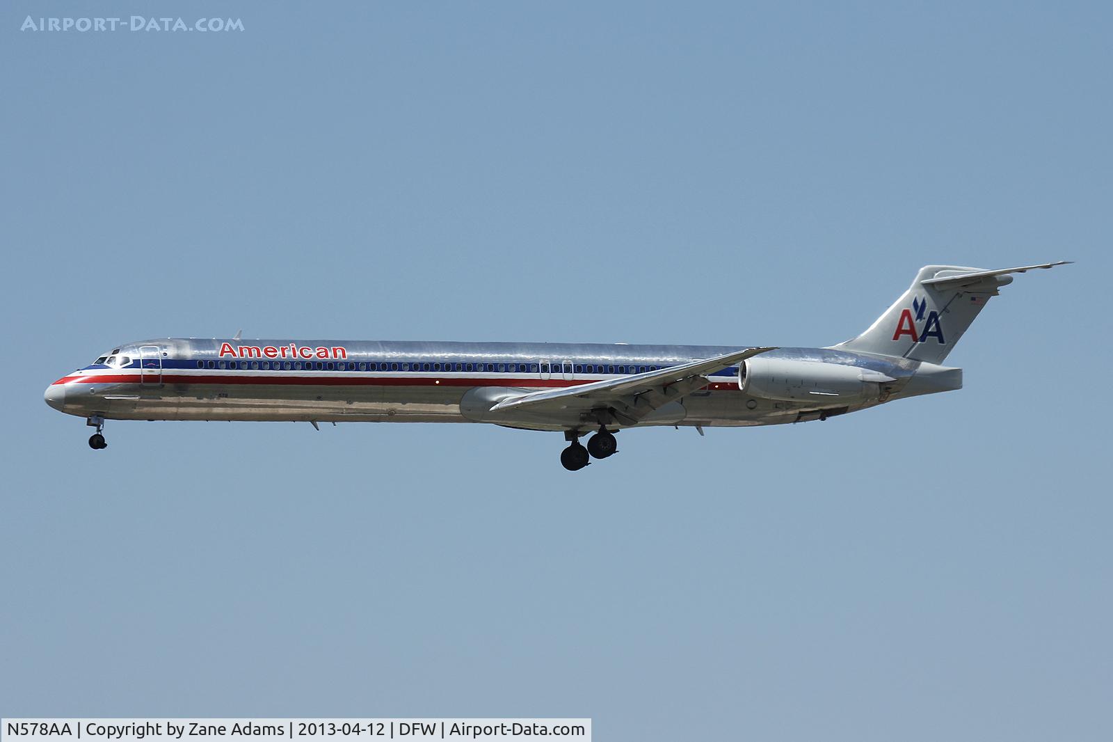N578AA, 1991 McDonnell Douglas MD-82 (DC-9-82) C/N 53155, American Airlines landing at DFW Airport