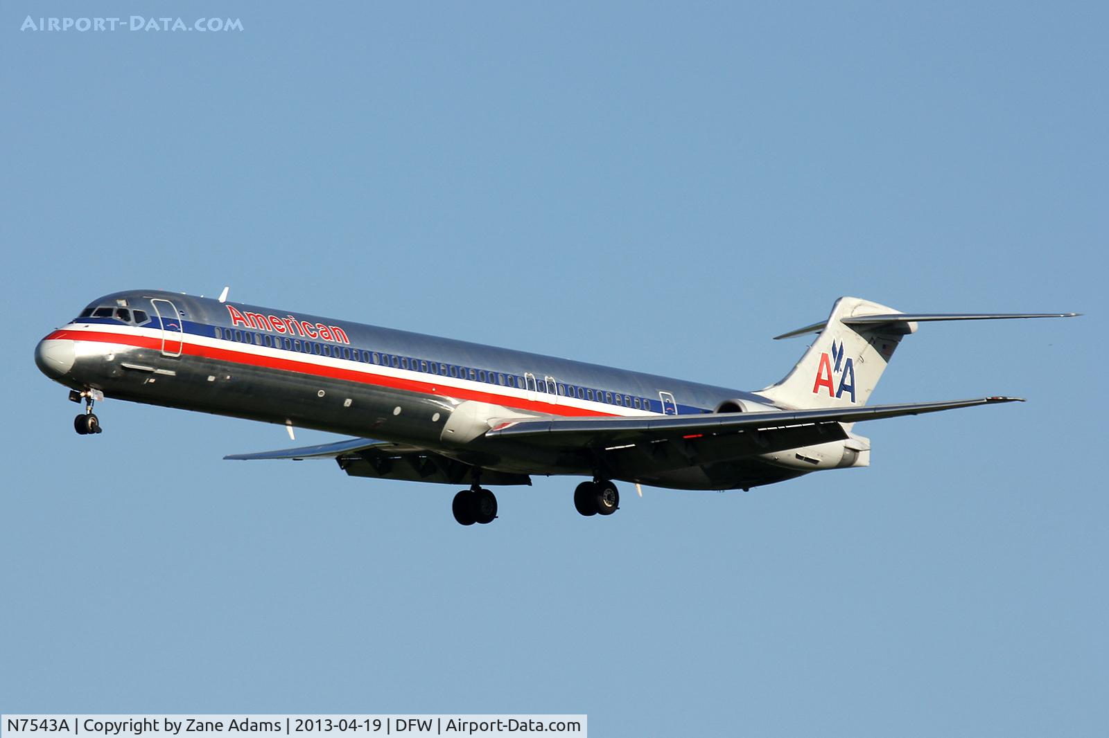 N7543A, 1990 McDonnell Douglas MD-82 (DC-9-82) C/N 53025, American Airlines landing at DFW Airport