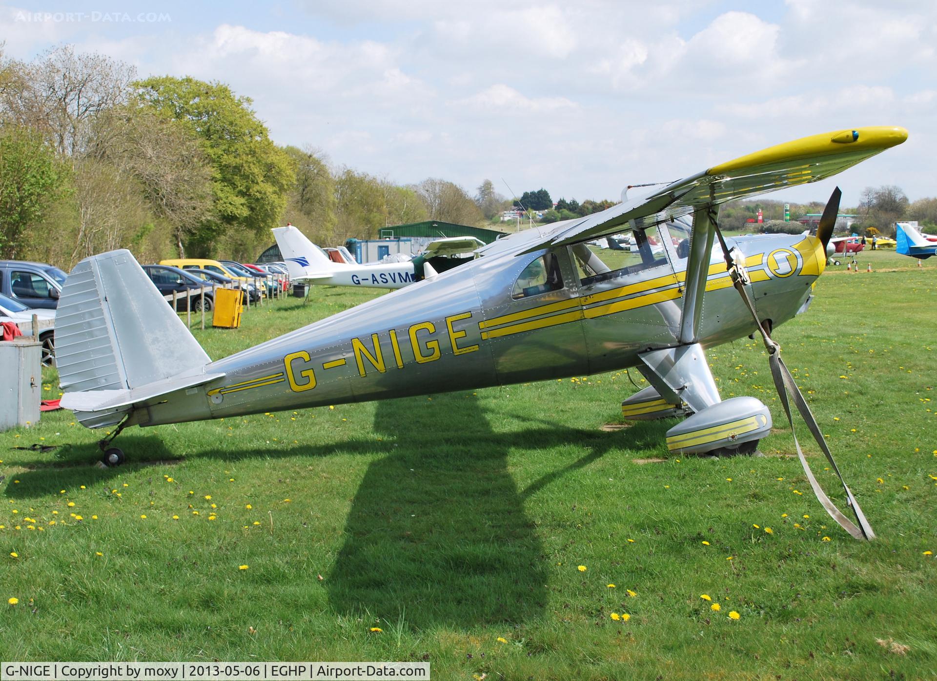 G-NIGE, 1946 Luscombe 8E Silvaire C/N 3525, Luscombe 8E at Popham