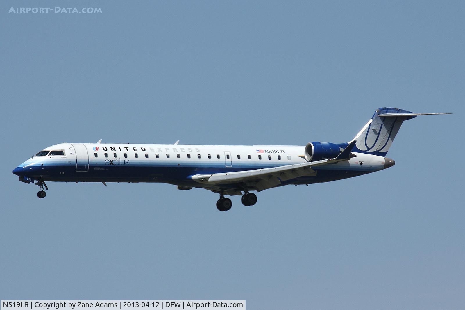 N519LR, 2006 Bombardier CRJ-700 (CL-600-2C10) Regional Jet C/N 10260, United Express landing at DFW Airport