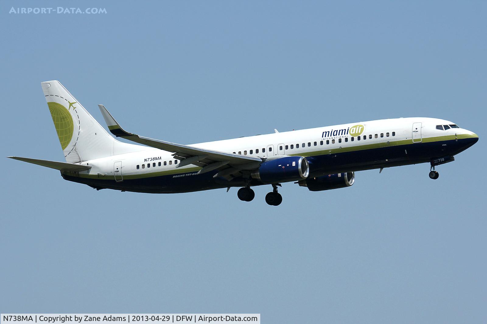 N738MA, 2004 Boeing 737-8Q8 C/N 32799, Miami Air landing at DFW Airport