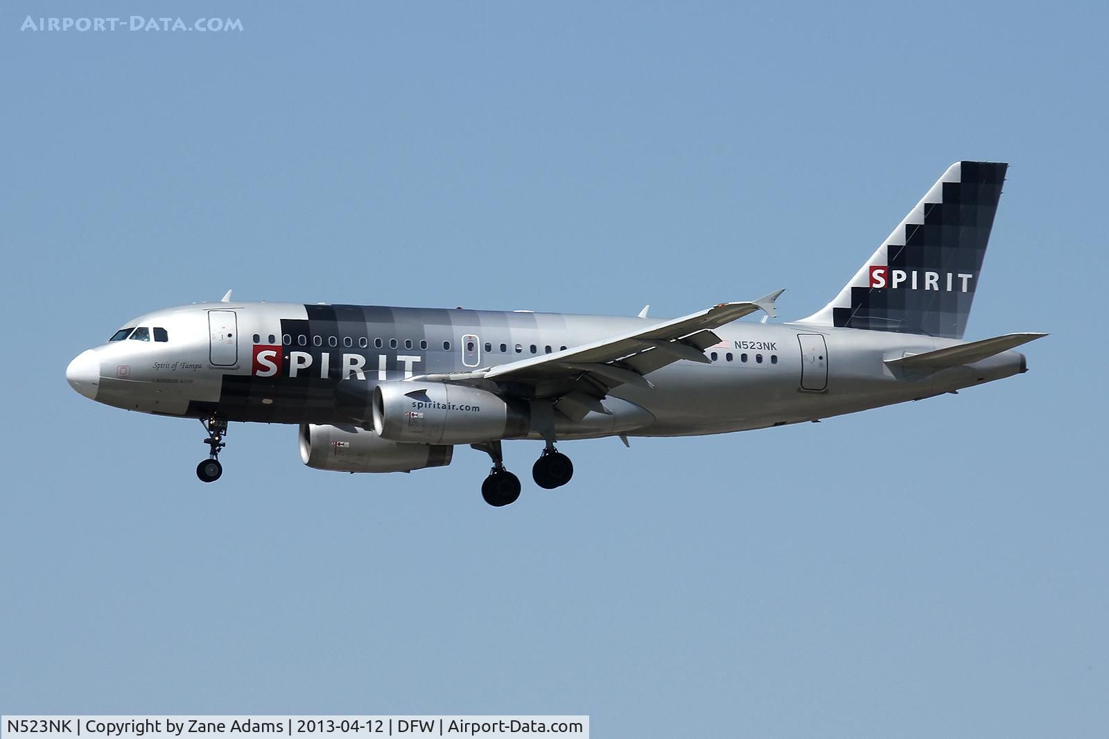 N523NK, 2006 Airbus A319-132 C/N 2898, landing at DFW Airport