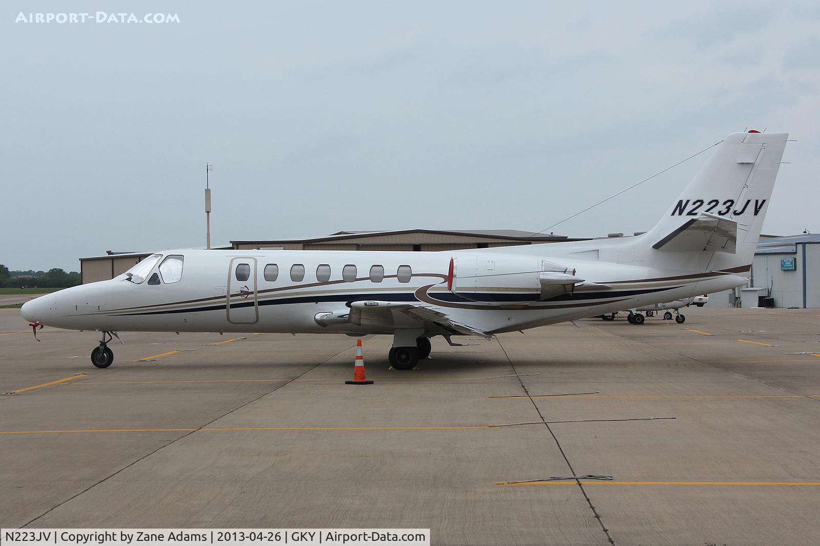 N223JV, 1991 Cessna 560 C/N 5600131, At Arlington Municipal Airport