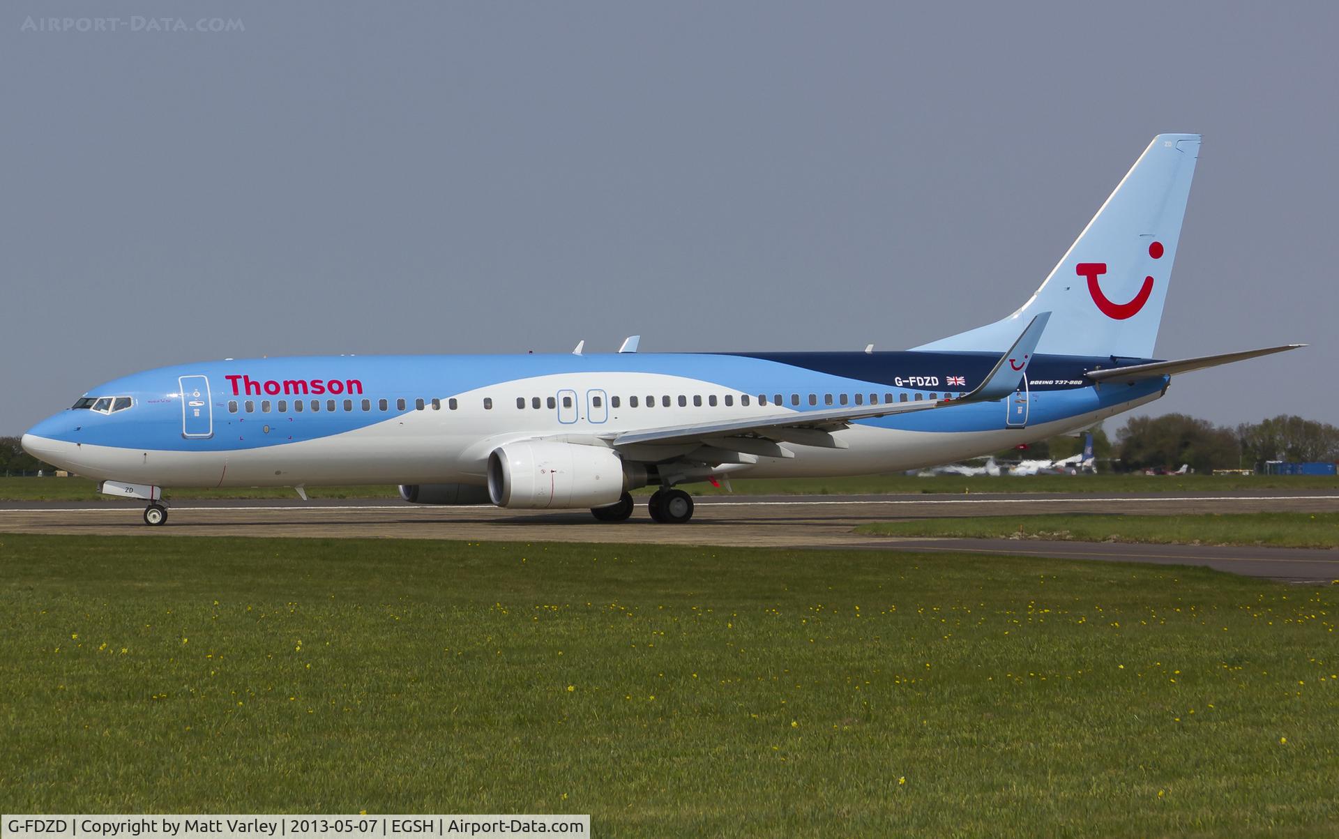 G-FDZD, 2007 Boeing 737-8K5 C/N 35132, Departing EGSH.