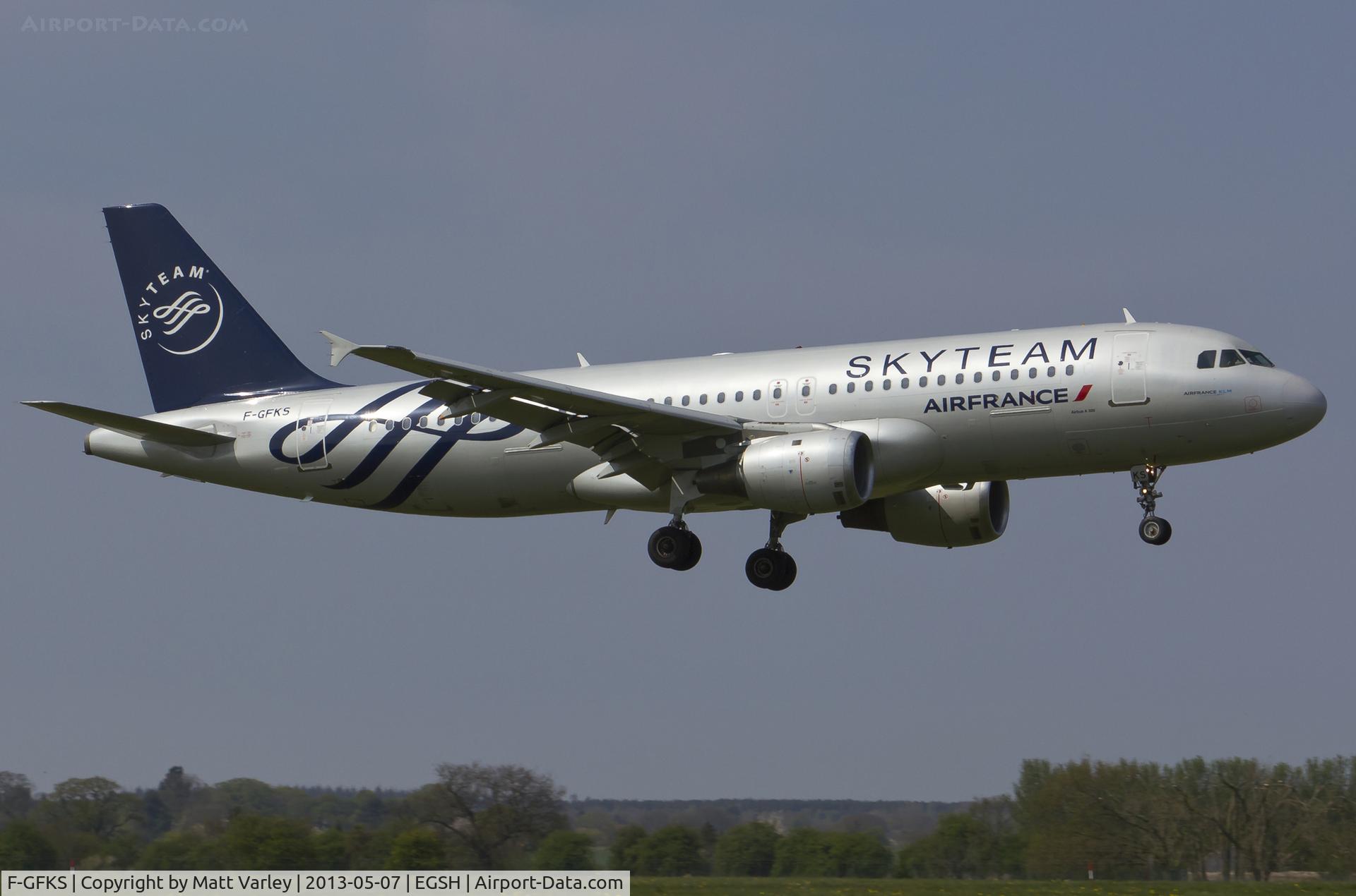 F-GFKS, 1991 Airbus A320-211 C/N 0187, Arriving at EGSH for Mx by KLM Uk.
