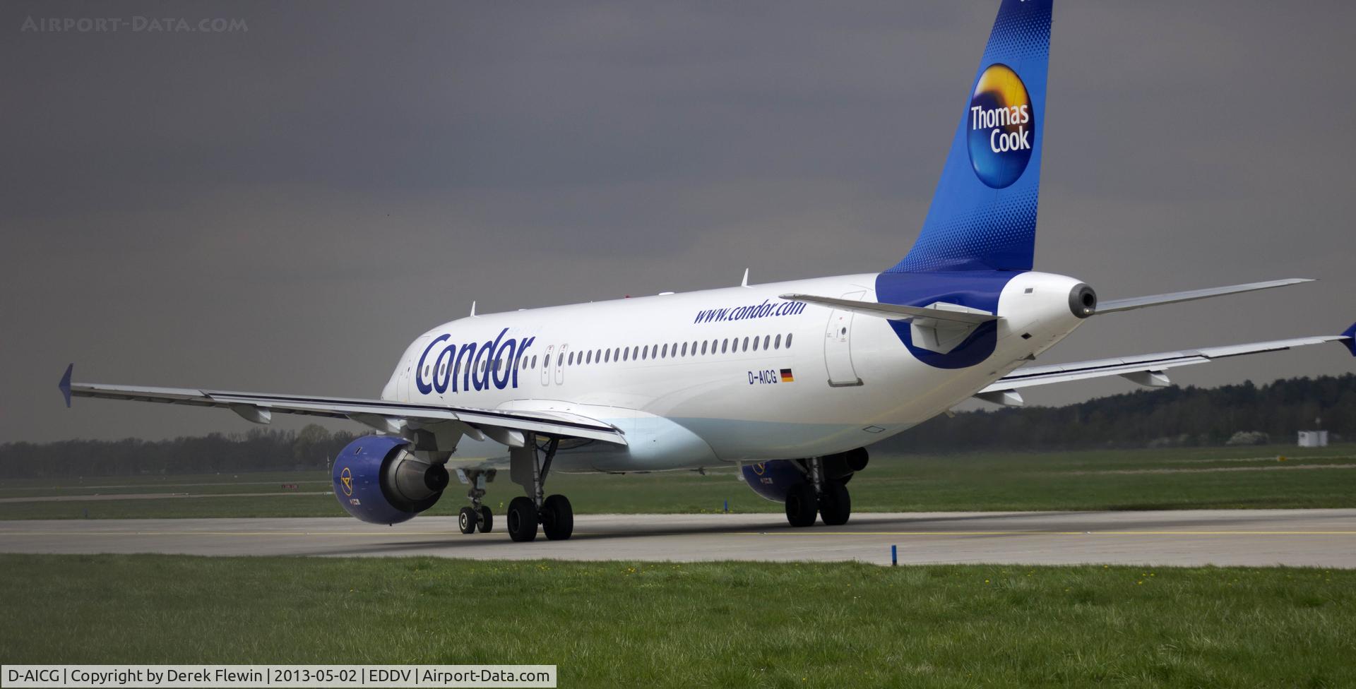 D-AICG, 1999 Airbus A320-212 C/N 0957, Taxiing out at Hannover (EDDV).