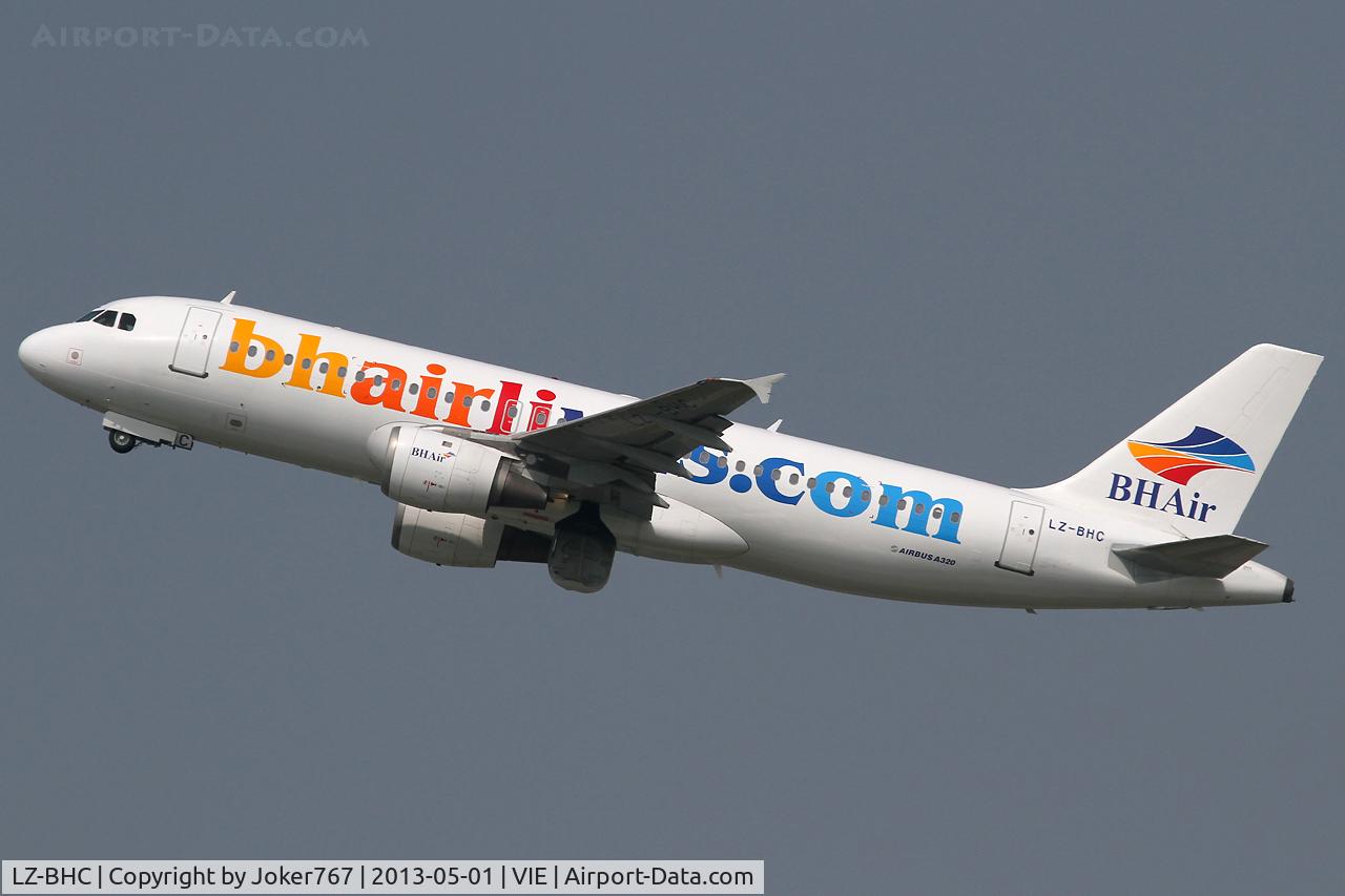 LZ-BHC, 1992 Airbus A320-212 C/N 349, BH Air