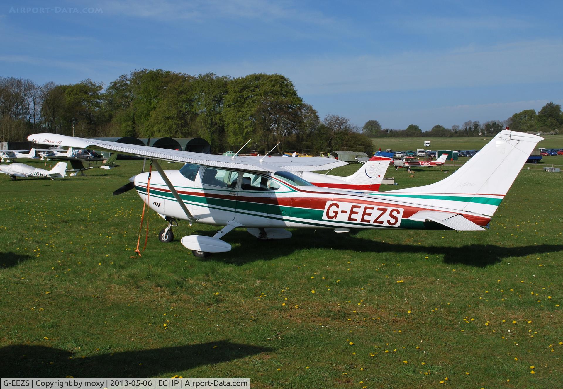 G-EEZS, 1972 Cessna 182P Skylane C/N 182-61338, Cessna 182P at Popham