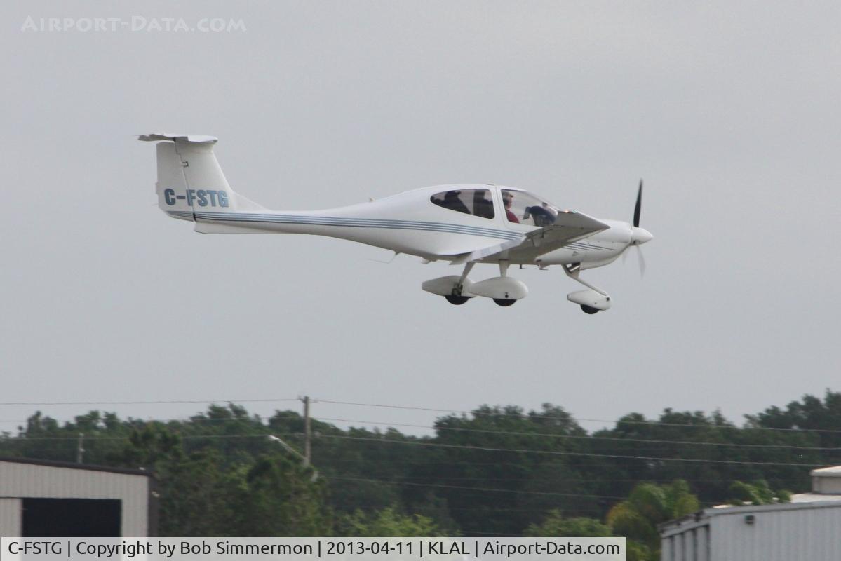 C-FSTG, 2003 Diamond DA-40 Diamond Star C/N 40.288, Arriving at Sun N Fun 2013 - Lakeland, FL