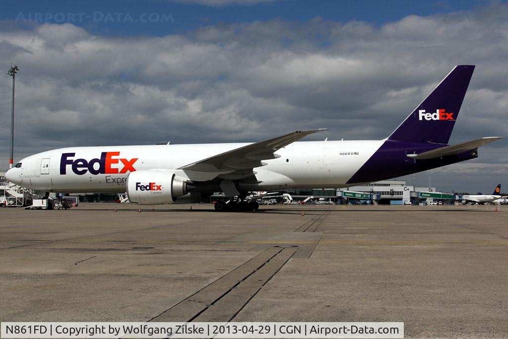 N861FD, 2011 Boeing 777-FS2 C/N 37732, visitor
