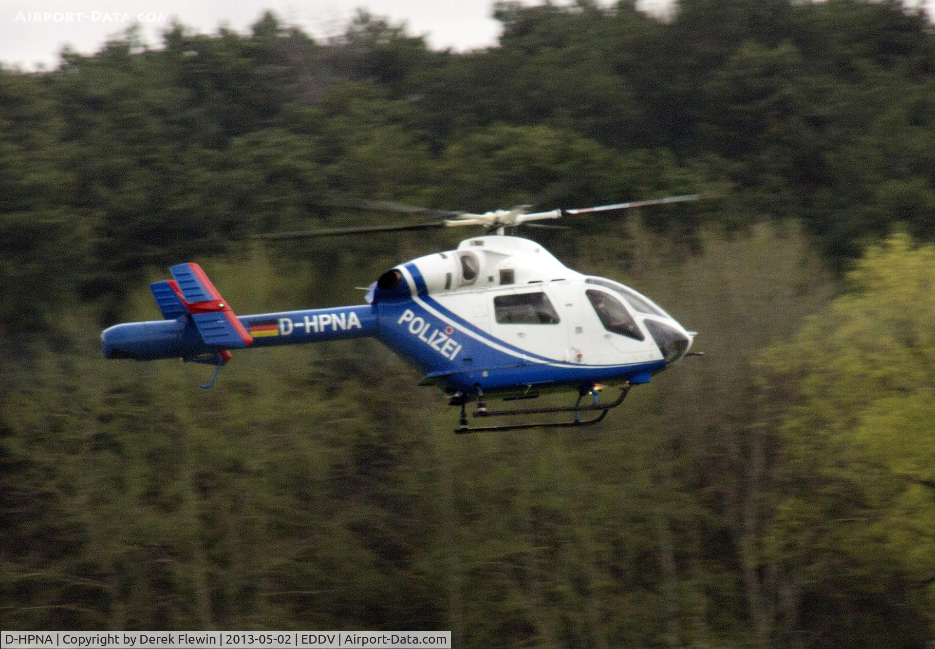 D-HPNA, McDonnell Douglas MD-902 Explorer C/N 900-00059, Fast landing at EDDV.