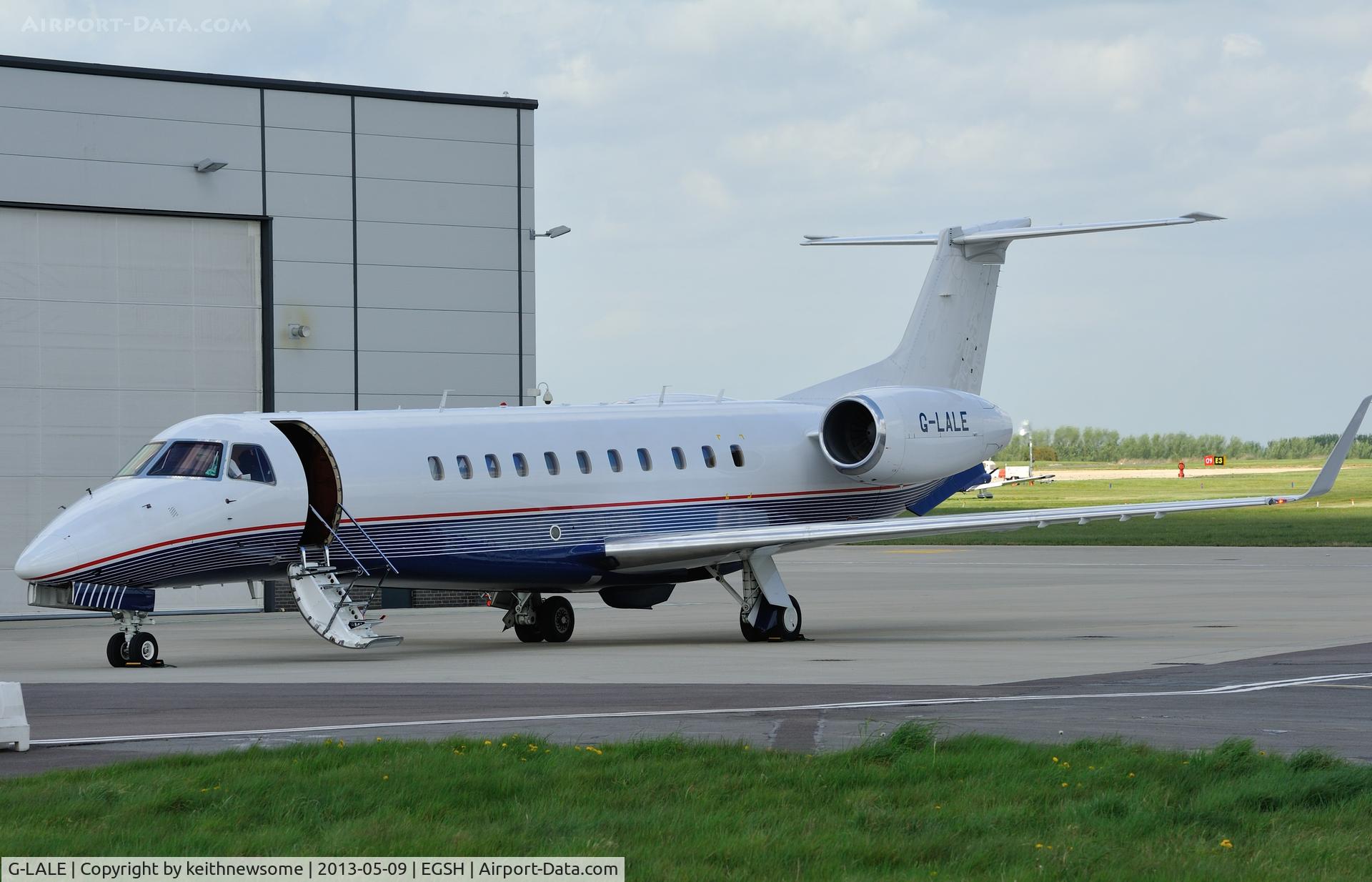 G-LALE, 2007 Embraer EMB-135BJ Legacy 600 C/N 14501017, Far too many stripes !