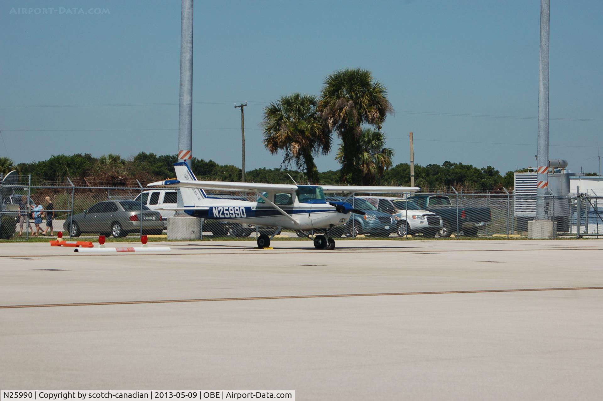 N25990, 1977 Cessna 152 C/N 15280900, 1977 Cessna 152, N25990, at Okeechobee County Airport, Okeechobee, FL