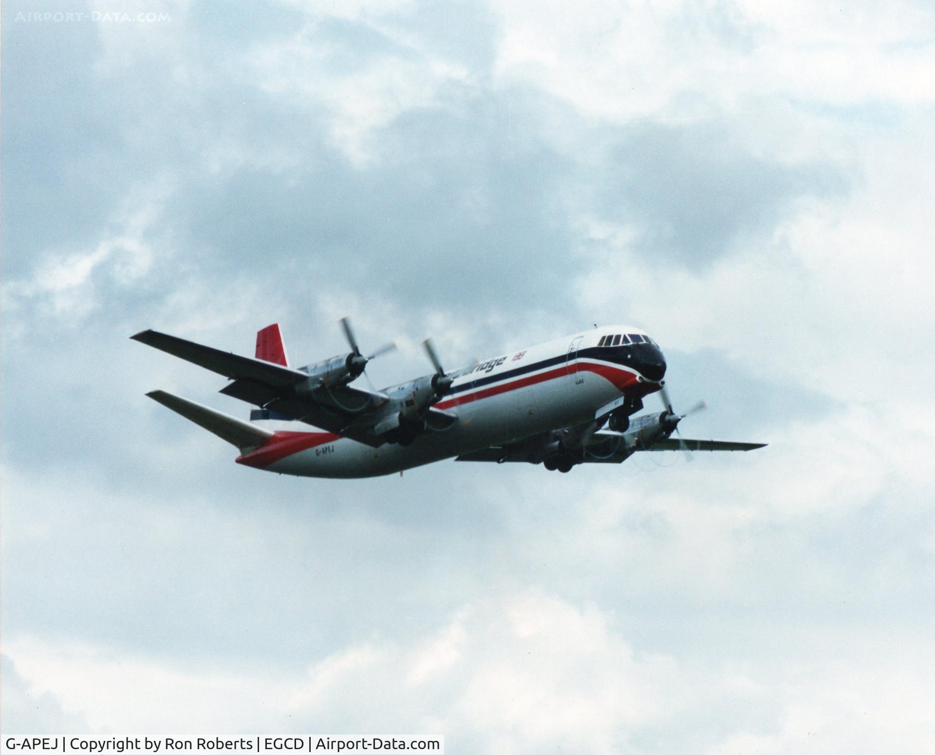 G-APEJ, 1961 Vickers V953C Merchantman C/N 713, woodford Airshow
