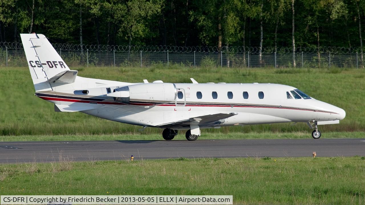 CS-DFR, 2004 Cessna 560 Citation Excel C/N 560-5355, line up for departure