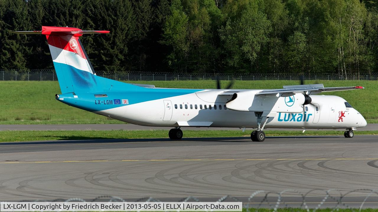 LX-LGM, 2012 De Havilland Canada DHC-8-402Q Dash 8 C/N 4425, holding point RW24