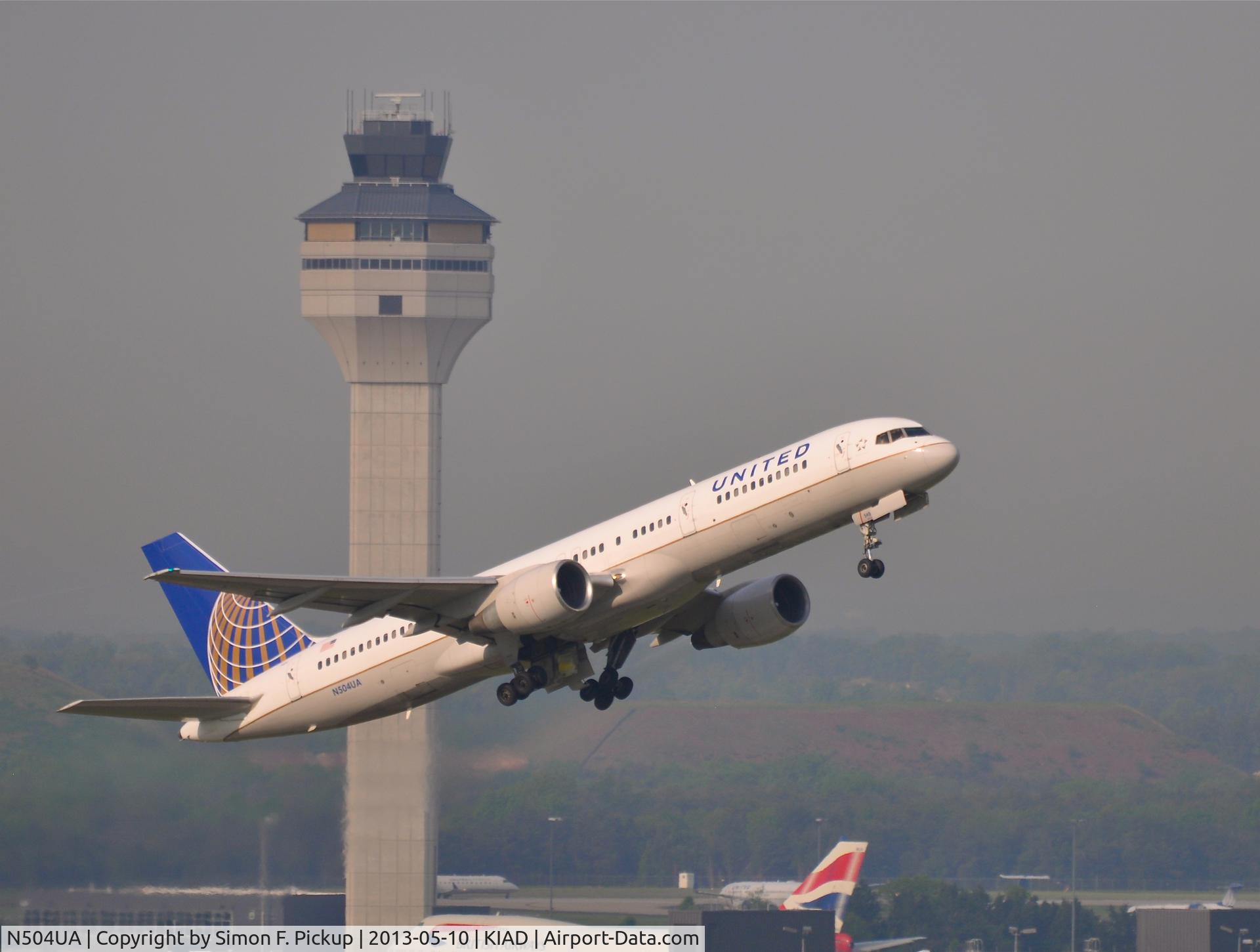 N504UA, 1989 Boeing 757-222 C/N 24625, Washington Dulles. 10 May 2013. 8.40am. Departure from Runway 1R to Boston, operating as Flight UA764.