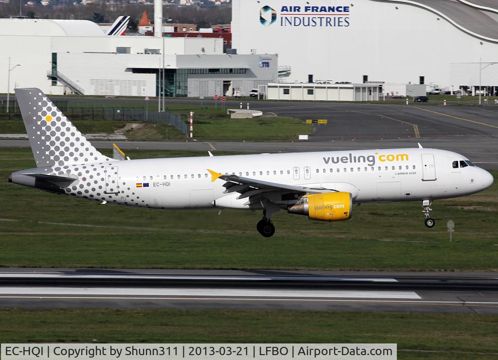 EC-HQI, 2001 Airbus A320-214 C/N 1396, Landing rwy 14R