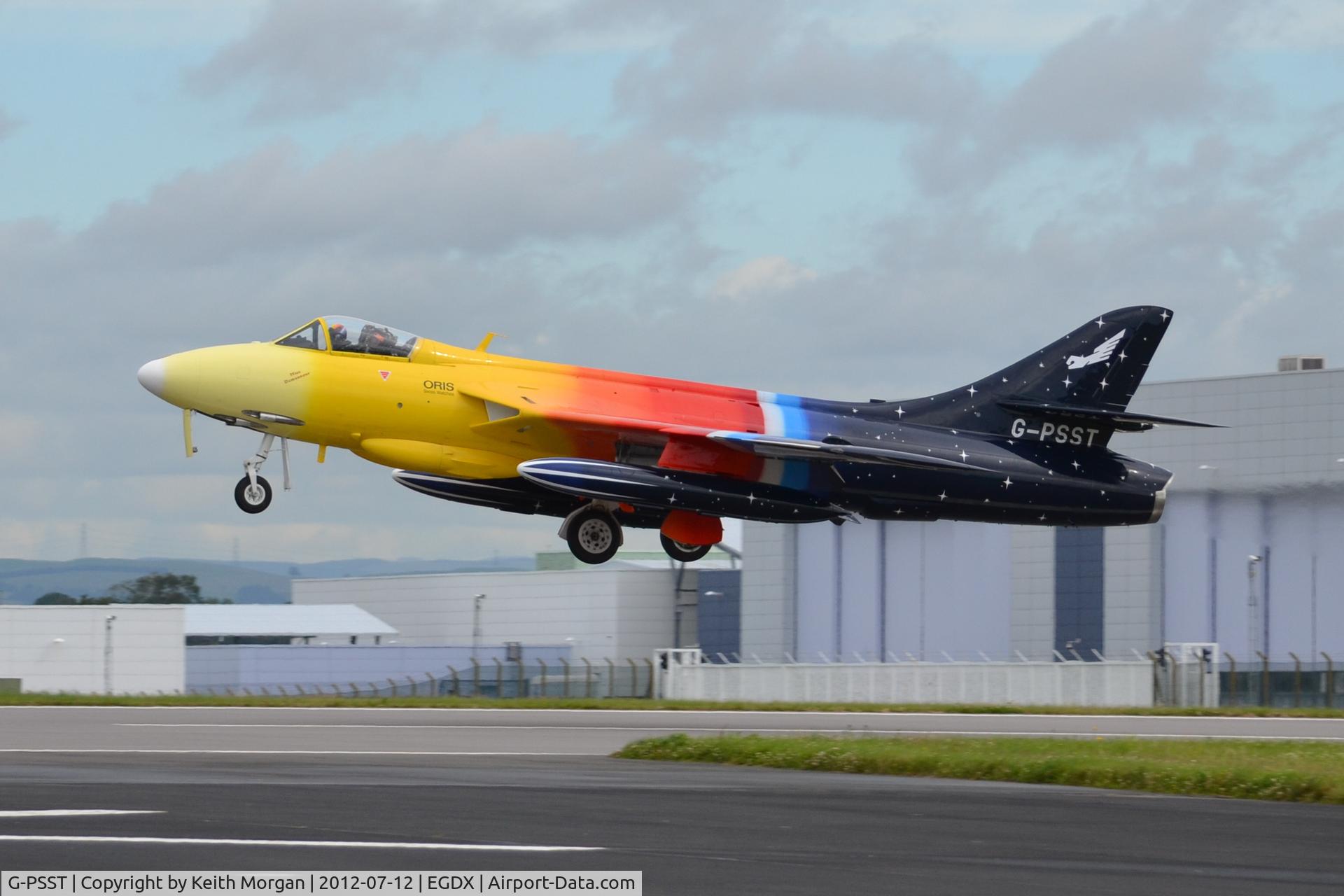 G-PSST, 1959 Hawker Hunter F.58A C/N HABL-003115, G-PSST on Take Off