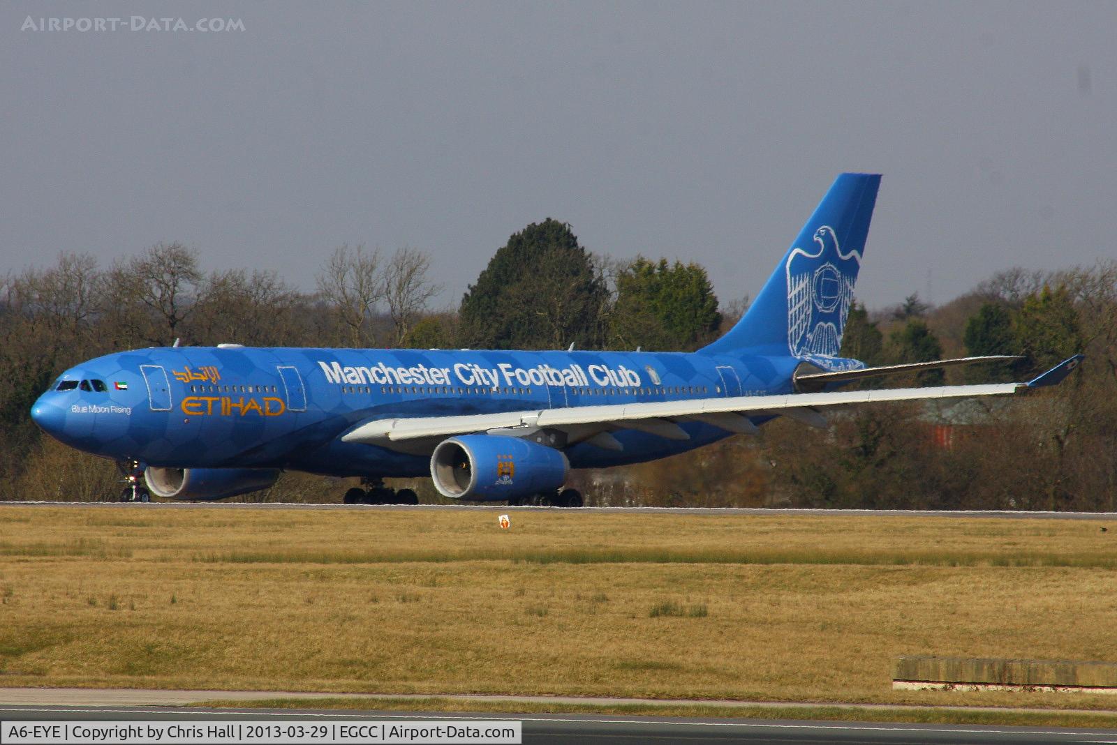 A6-EYE, 2005 Airbus A330-243 C/N 688, Etihad logo jet in full Manchester City FC colour scheme