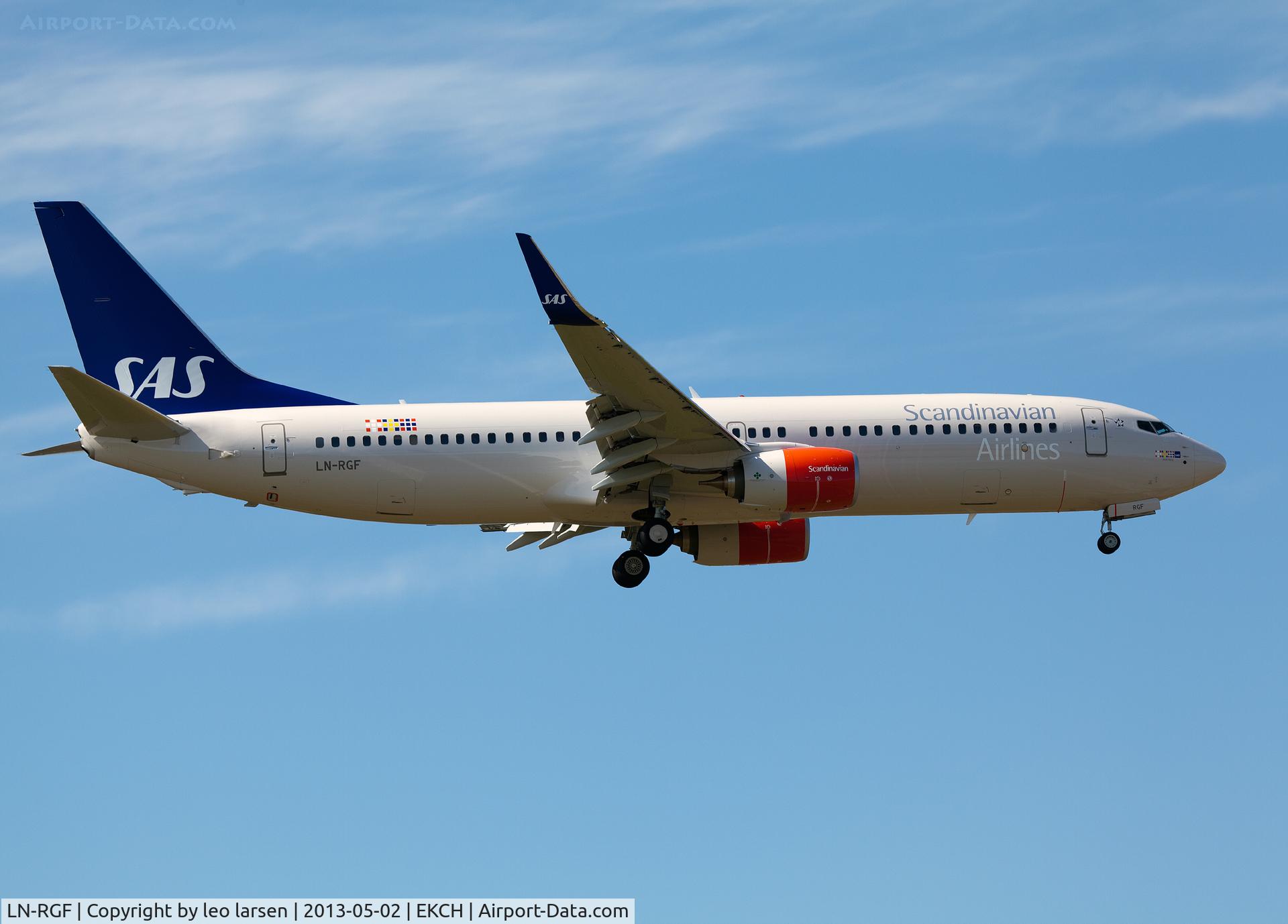 LN-RGF, 2013 Boeing 737-86N C/N 38038, App to R-04L Copenhagen Kastrup 2.5.13