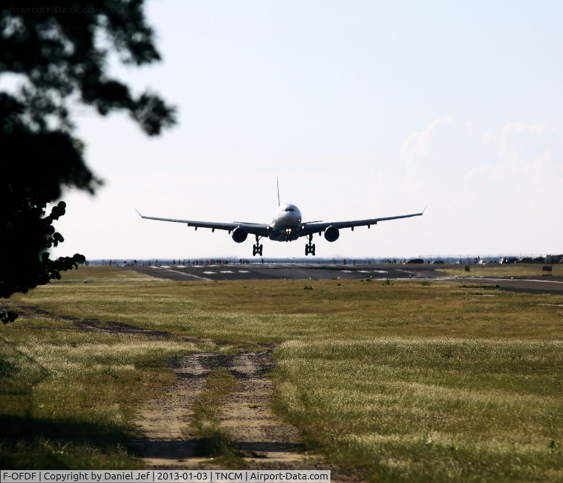 F-OFDF, 1999 Airbus A330-223 C/N 253, F-OFDF