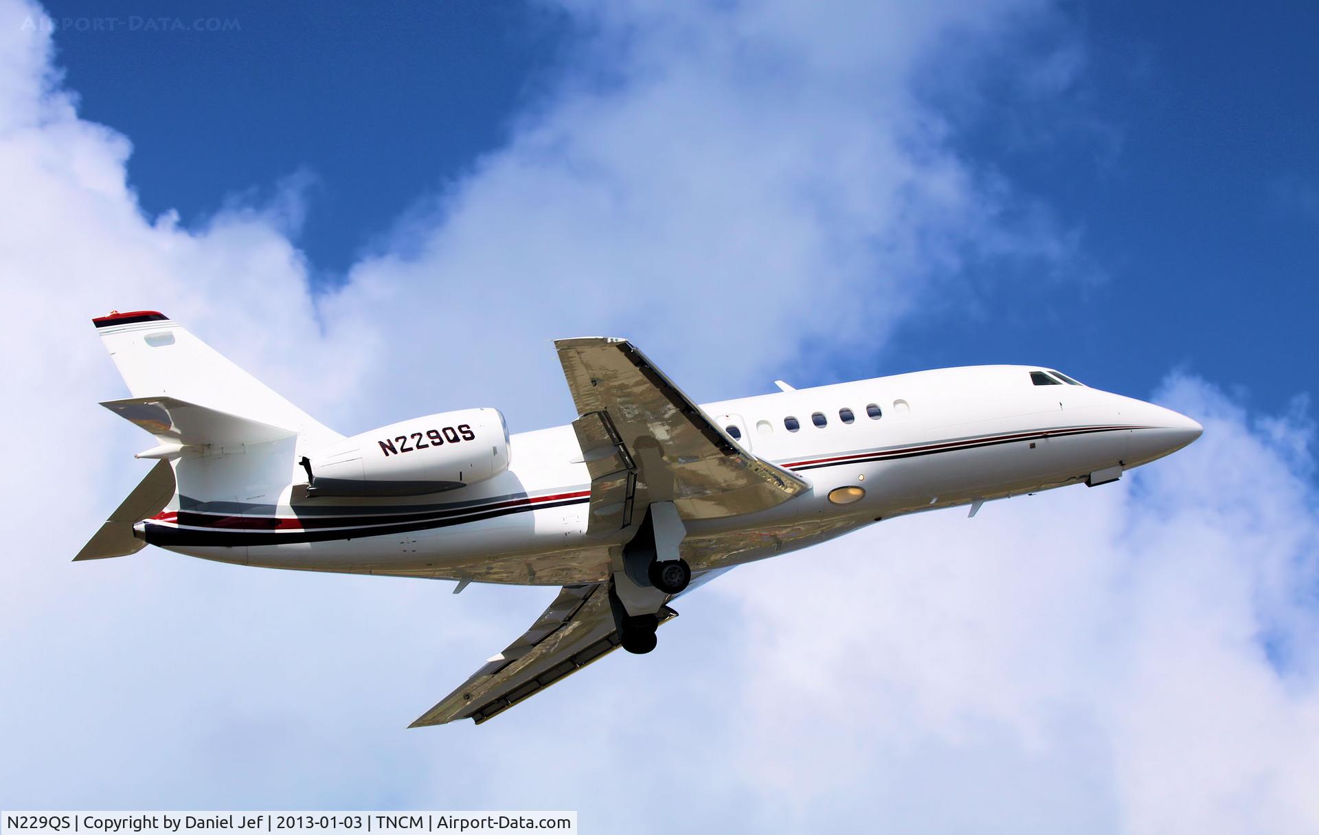 N229QS, 2001 Dassault Falcon 2000 C/N 129, N229QS