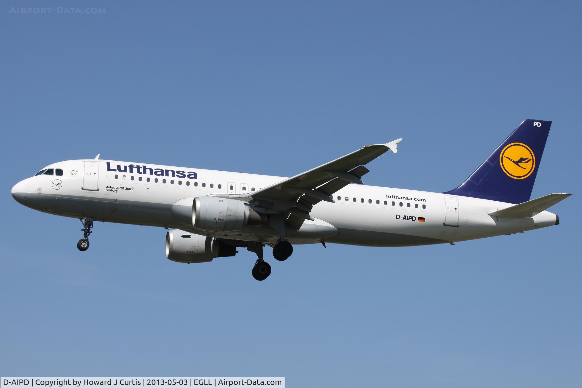 D-AIPD, 1989 Airbus A320-211 C/N 0072, Lufthansa, on approach to runway 27L.