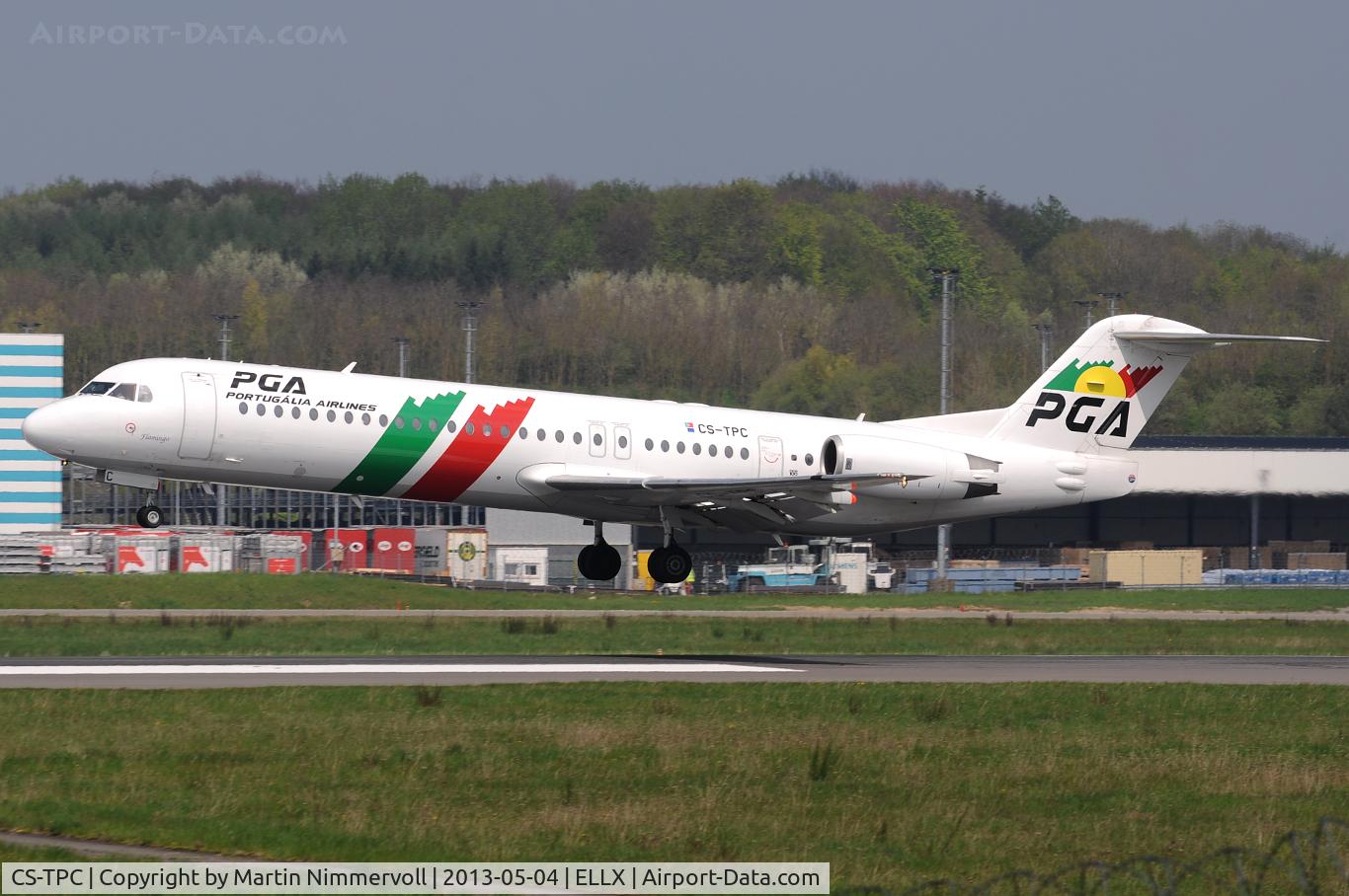 CS-TPC, 1990 Fokker 100 (F-28-0100) C/N 11287, Portugalia Airlines