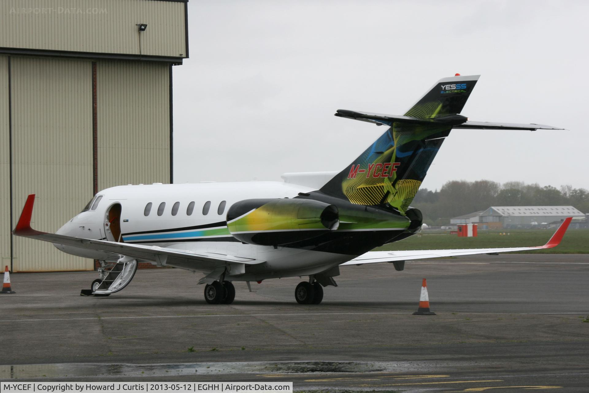 M-YCEF, 2005 Raytheon Hawker 800XPi C/N 258723, Snazzy colours!
