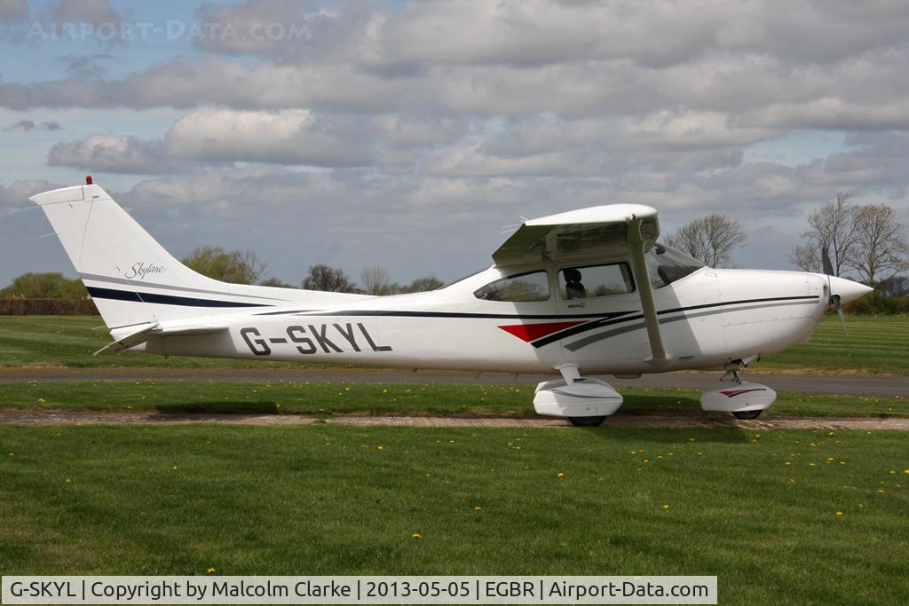 G-SKYL, 1998 Cessna 182S Skylane C/N 18280176, Cessna 182S Skylane at The Real Aeroplane Club's May-hem Fly-In, Breighton Airfield, May 2013.