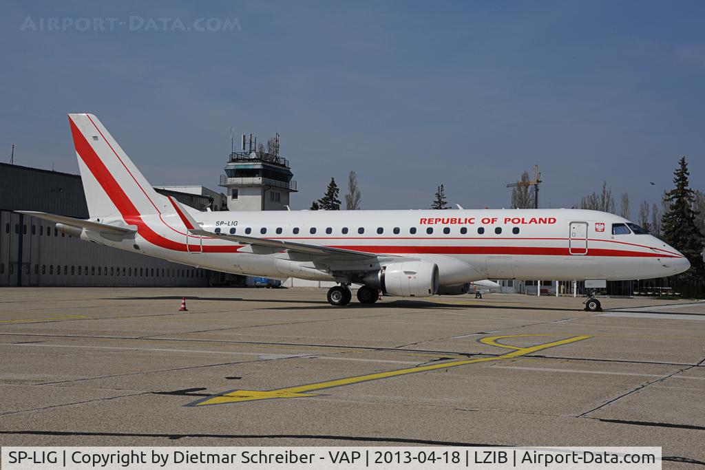 SP-LIG, 2009 Embraer 175LR (ERJ-170-200LR) C/N 17000283, Polish Air Force Embraer 175