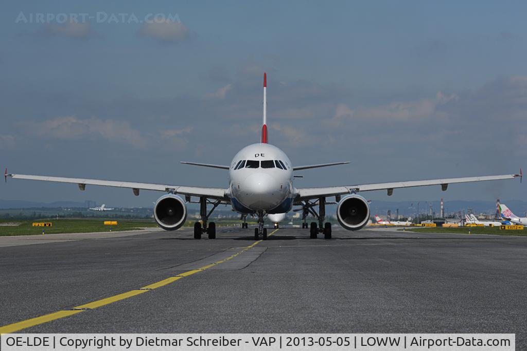 OE-LDE, 2005 Airbus A319-112 C/N 2494, Austrian Airlines Airbus 319 with Tyrolean sticker